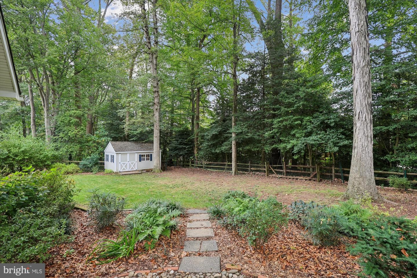 8221 Captain Hawkins Court photo 66