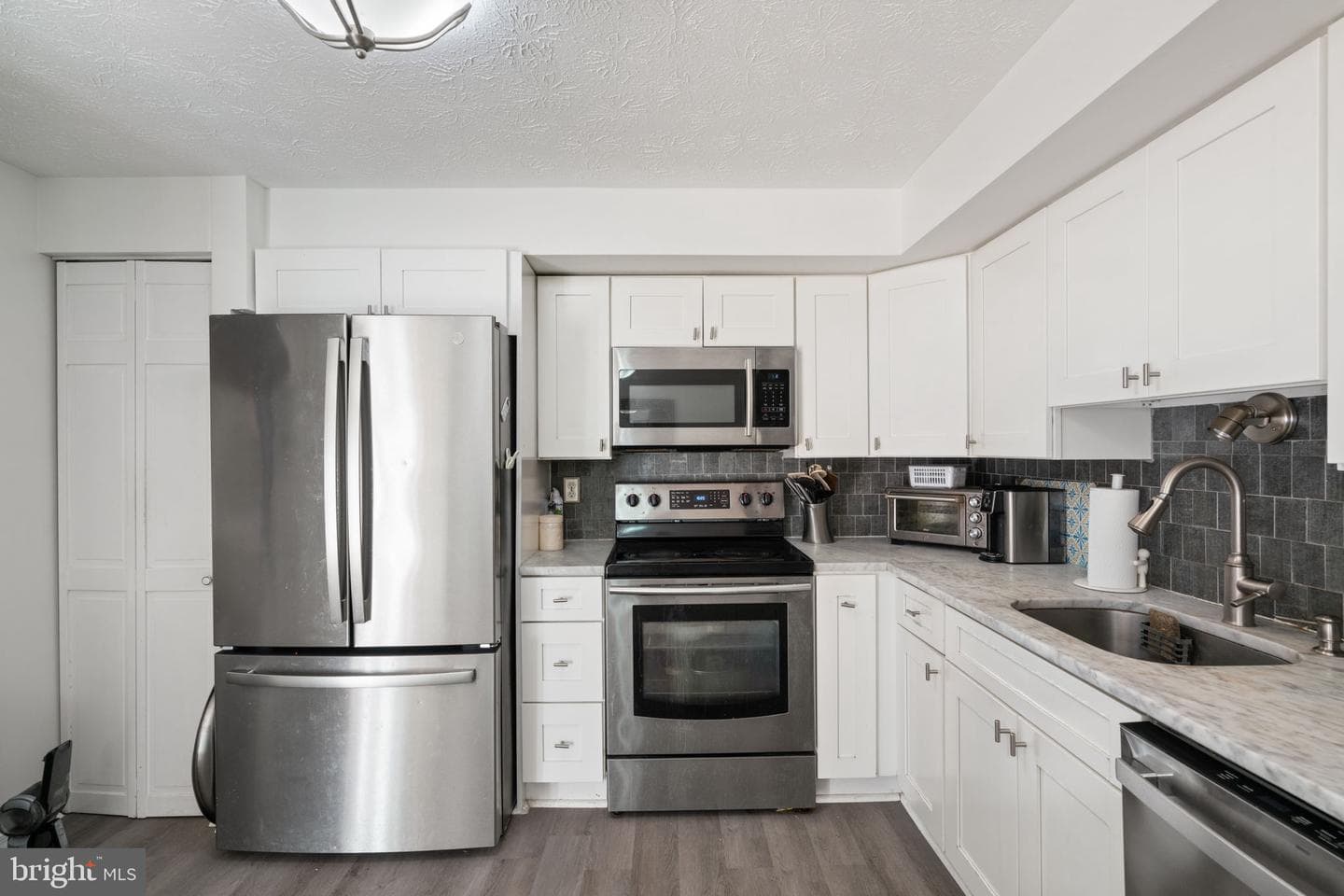 8914 Gutman Court photo 13