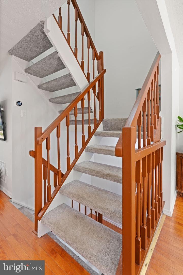8914 Gutman Court photo 17