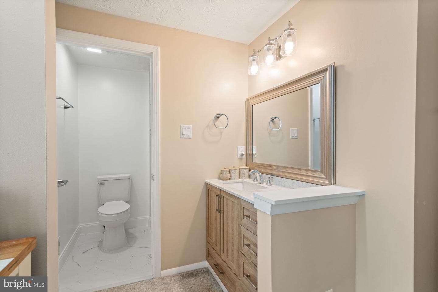 8914 Gutman Court photo 23