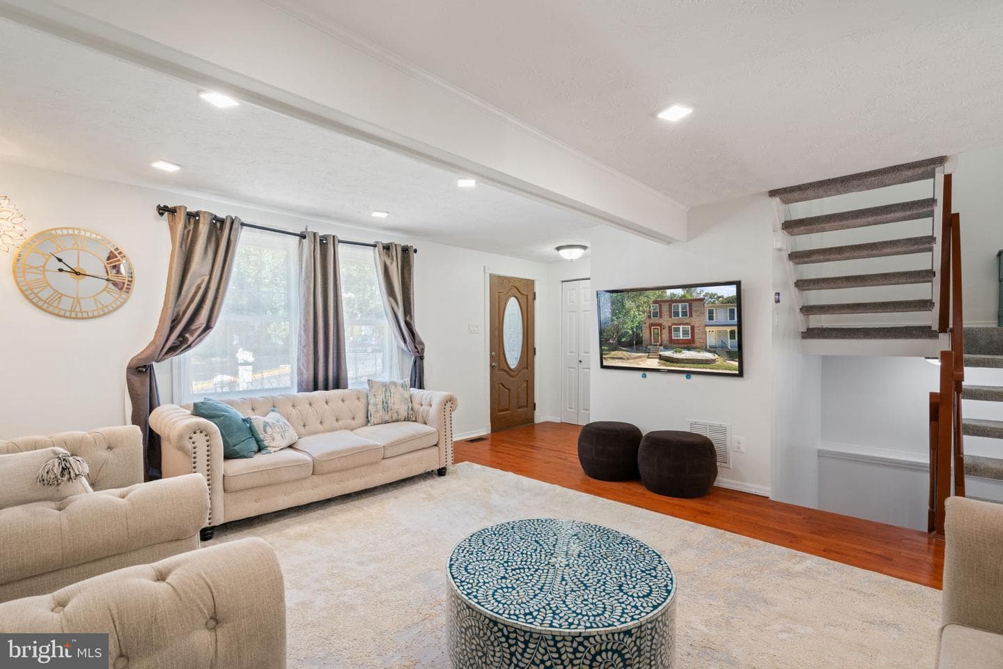 8914 Gutman Court photo 6