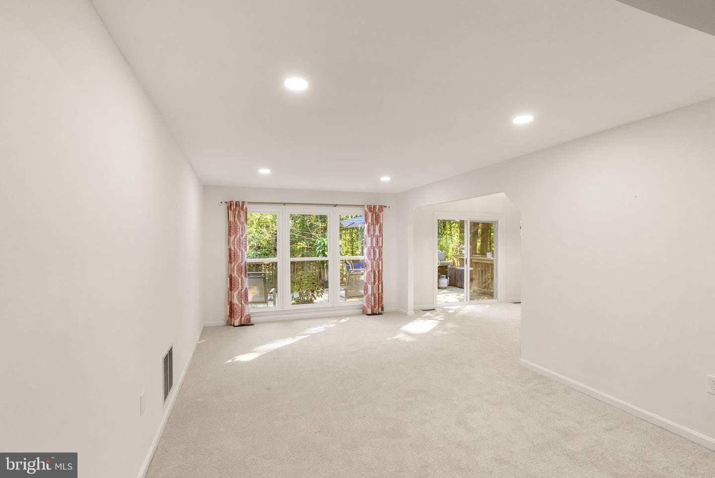 5305 Hexagon Place photo 12