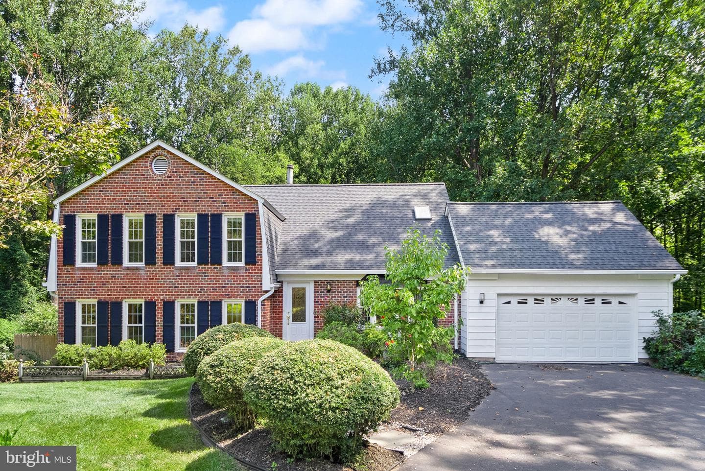 5305 Hexagon Place photo 7