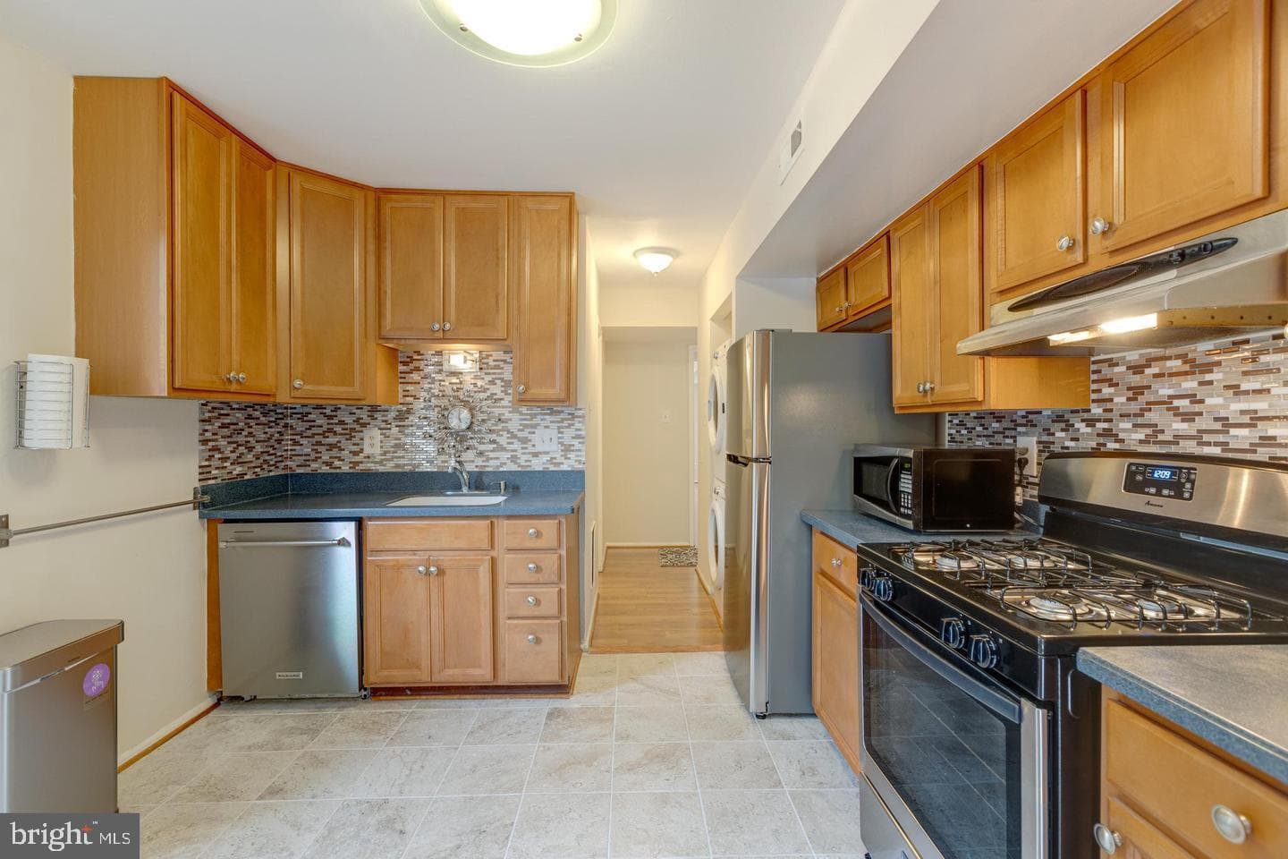 2031 Royal Fern Court #22b photo 12