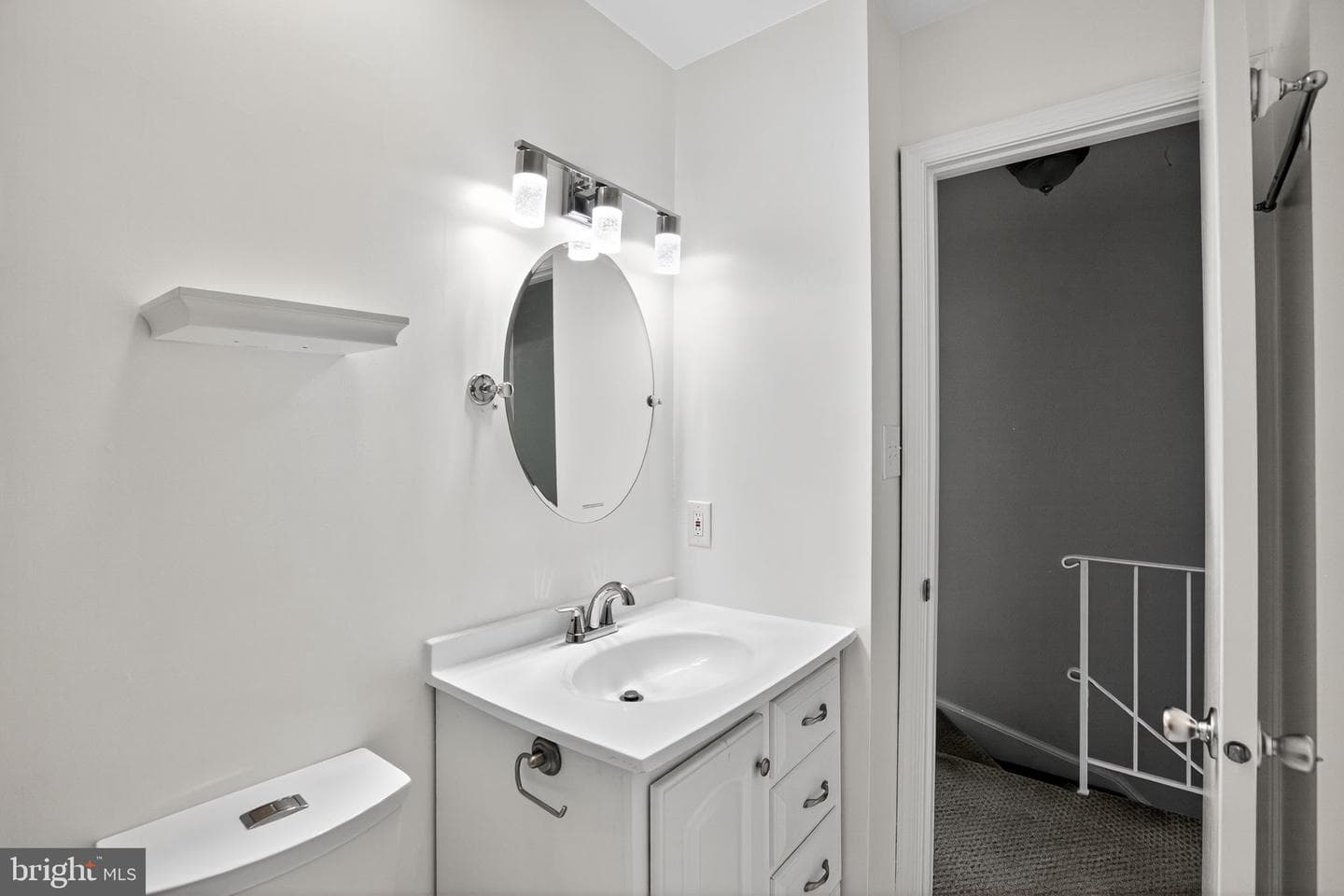 8530 Southlawn Court photo 13