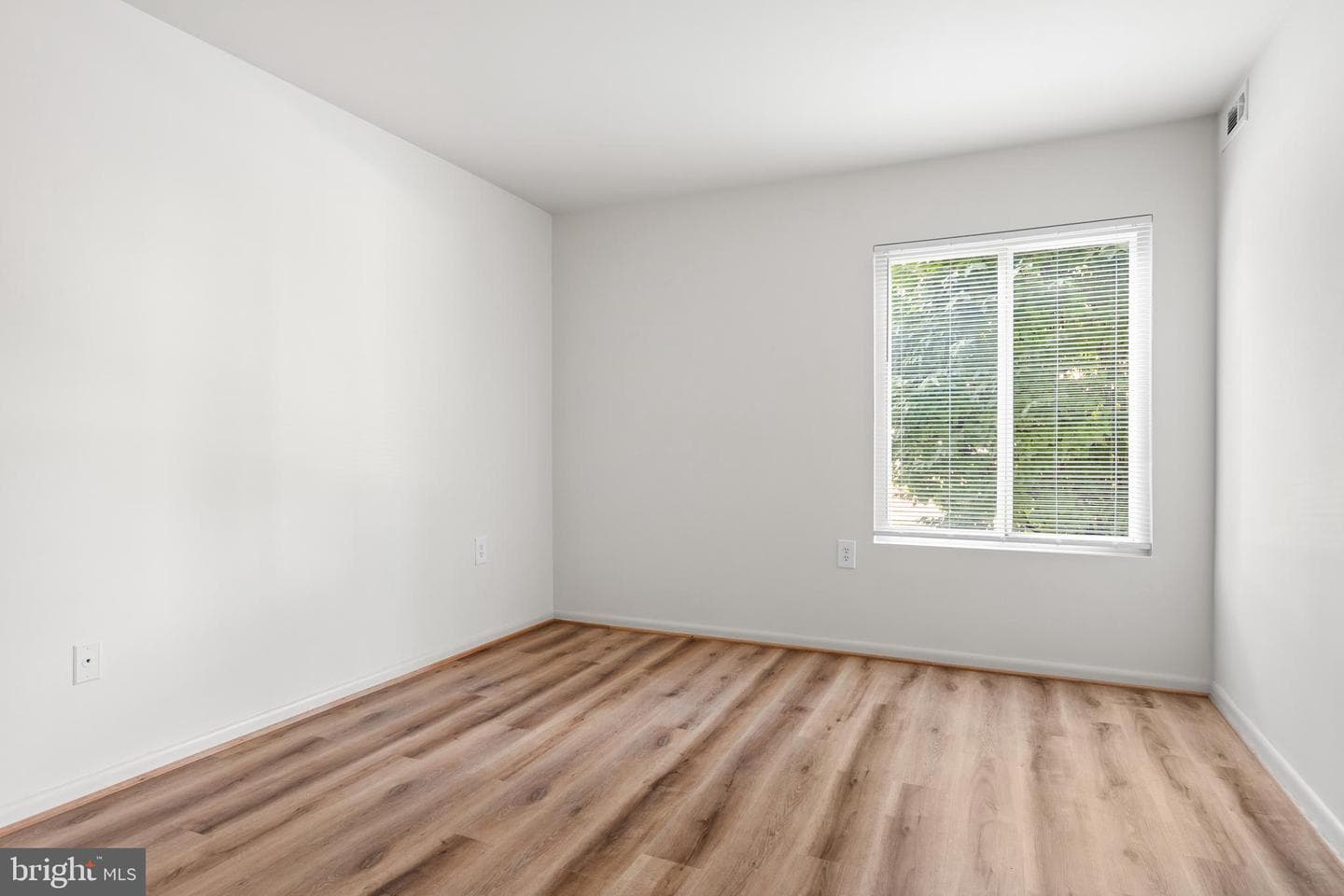 10330 Luria Commos Ct. #1 B photo 2