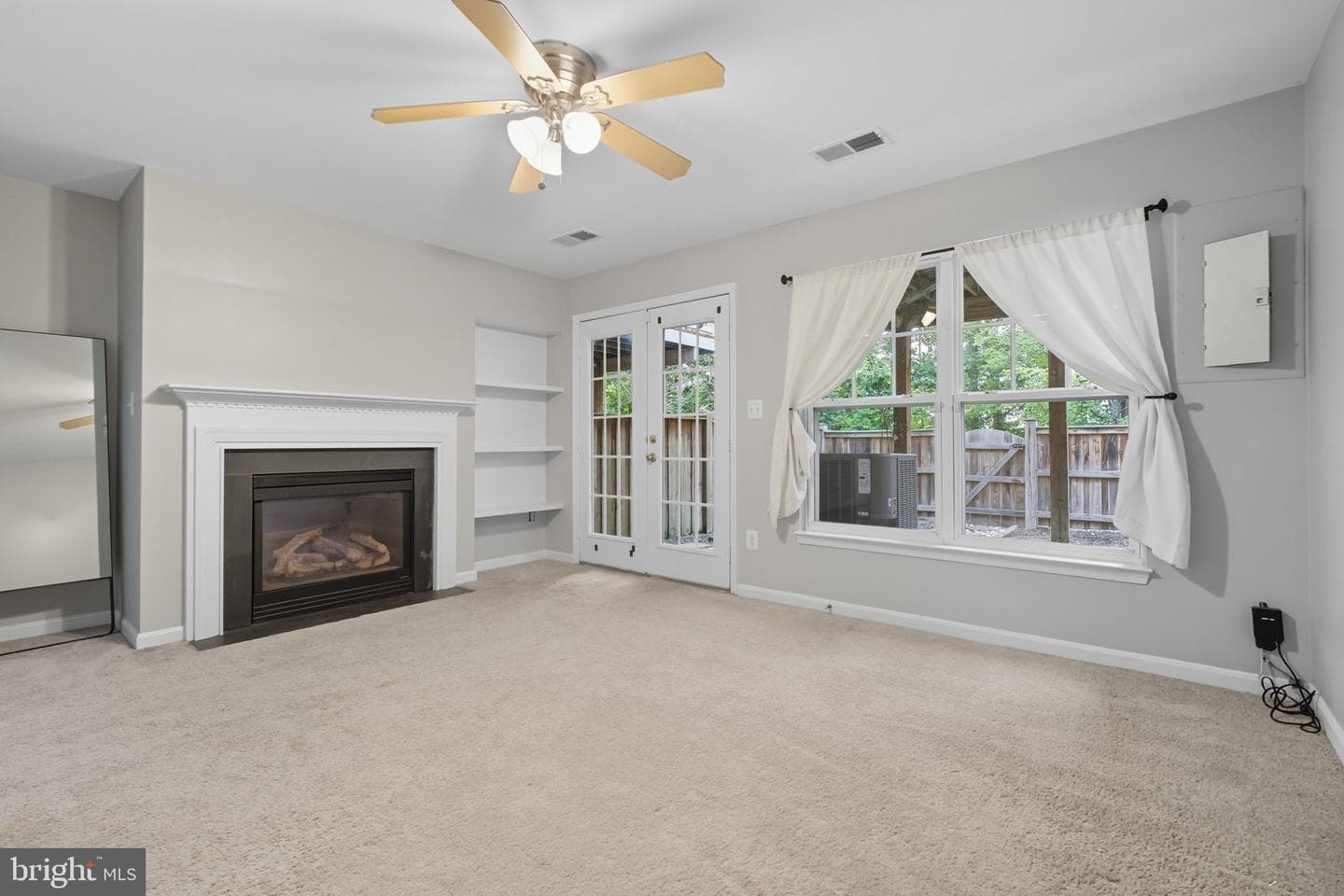 8151 Dove Cottage Court photo 4