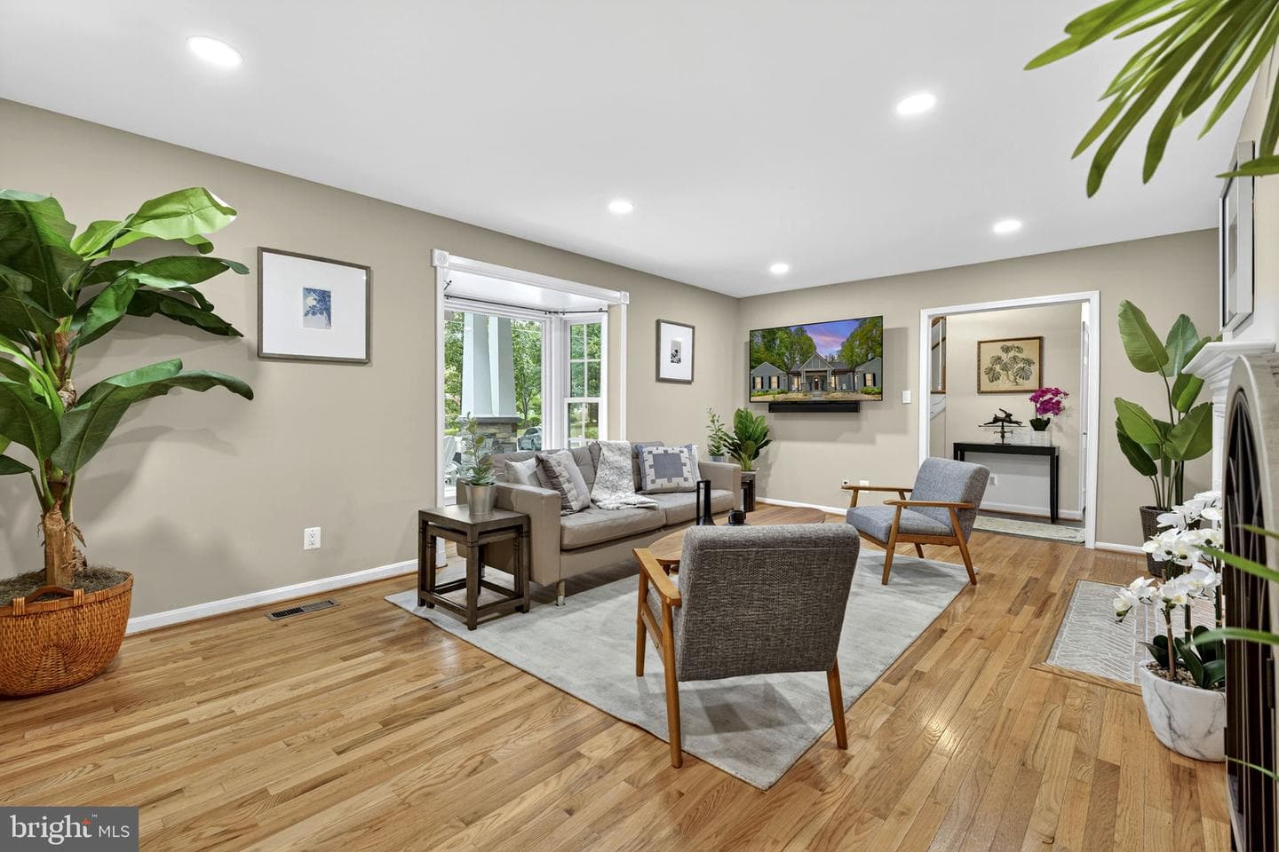 7405 Shenandoah Avenue photo 10