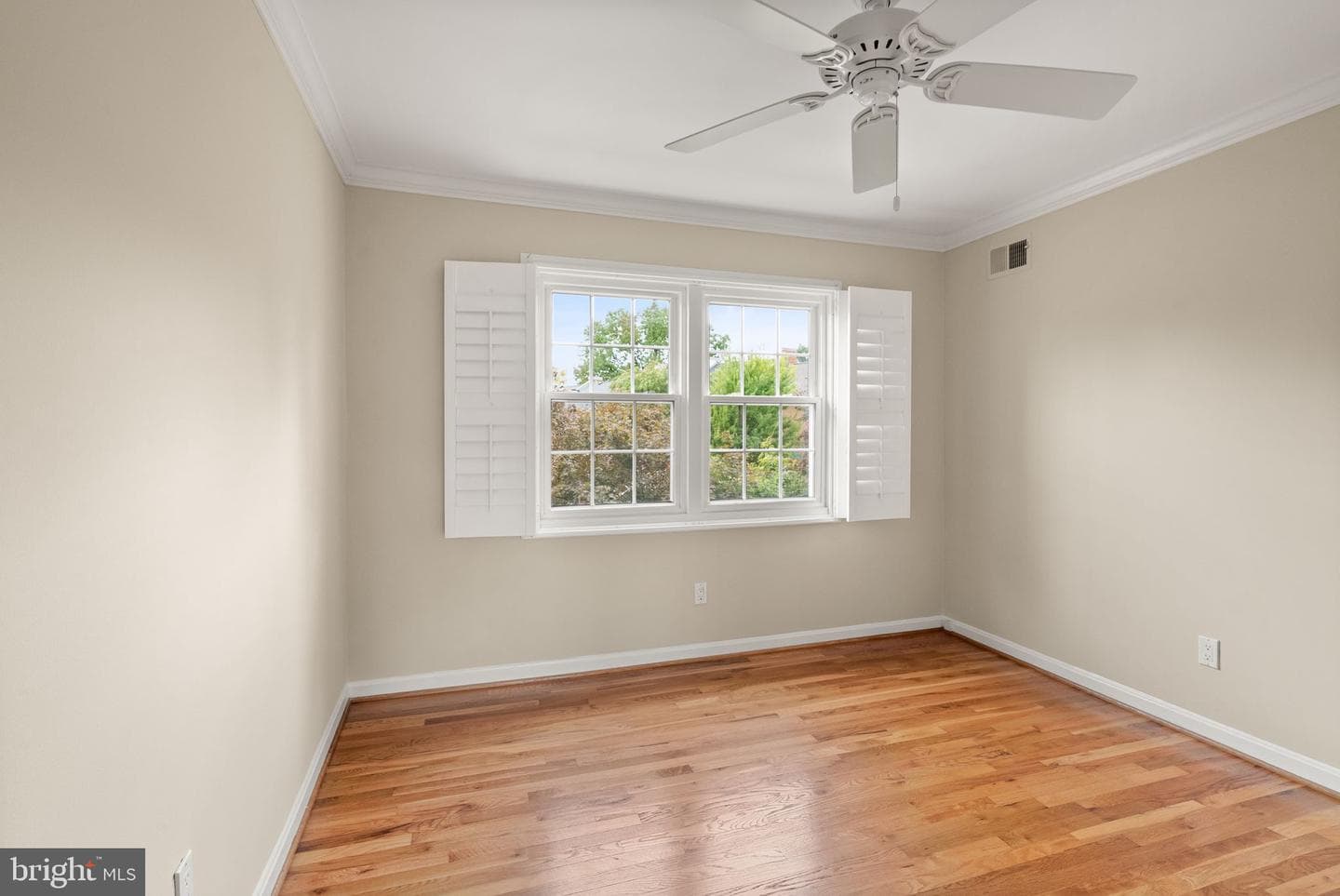 8437 Forrester Boulevard photo 29