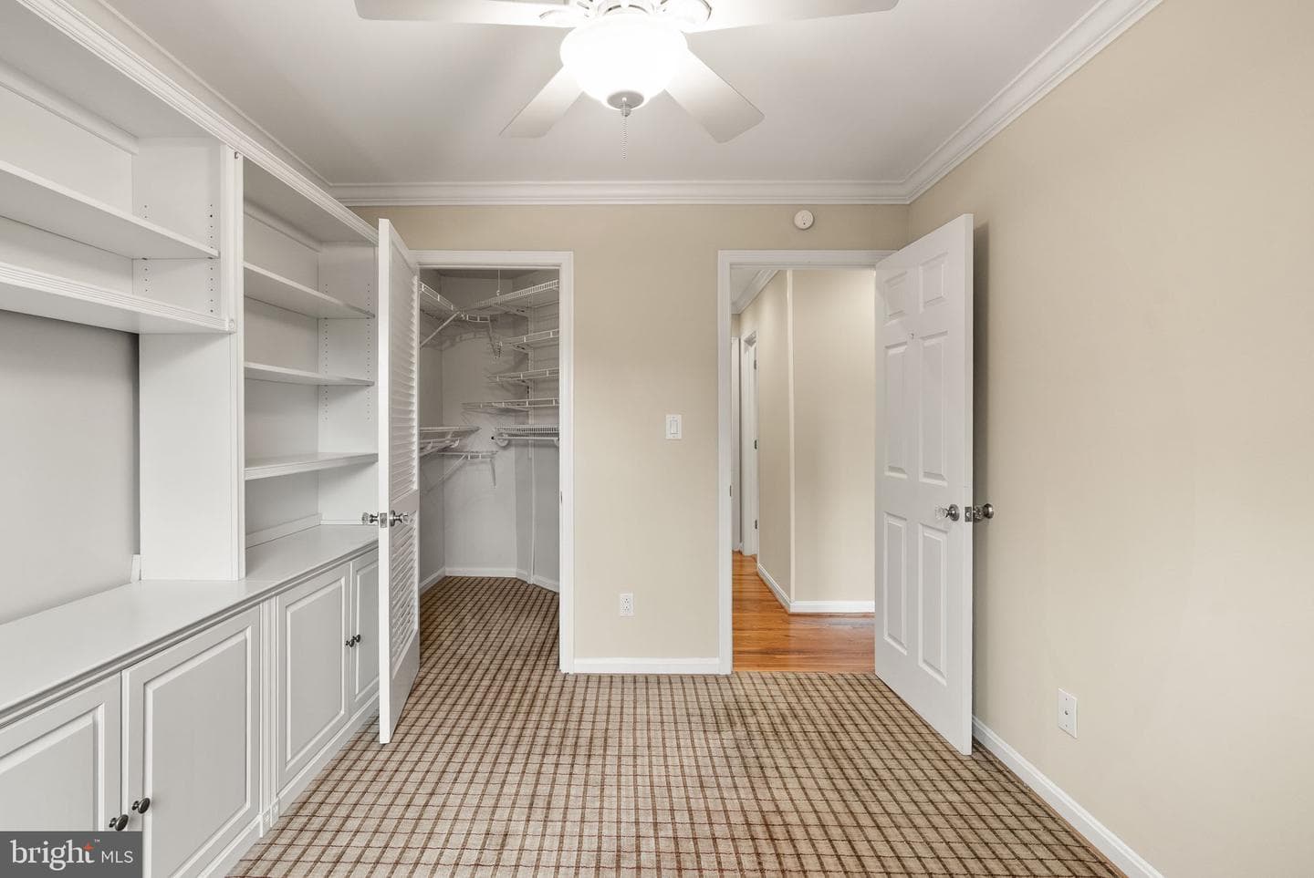 8437 Forrester Boulevard photo 33