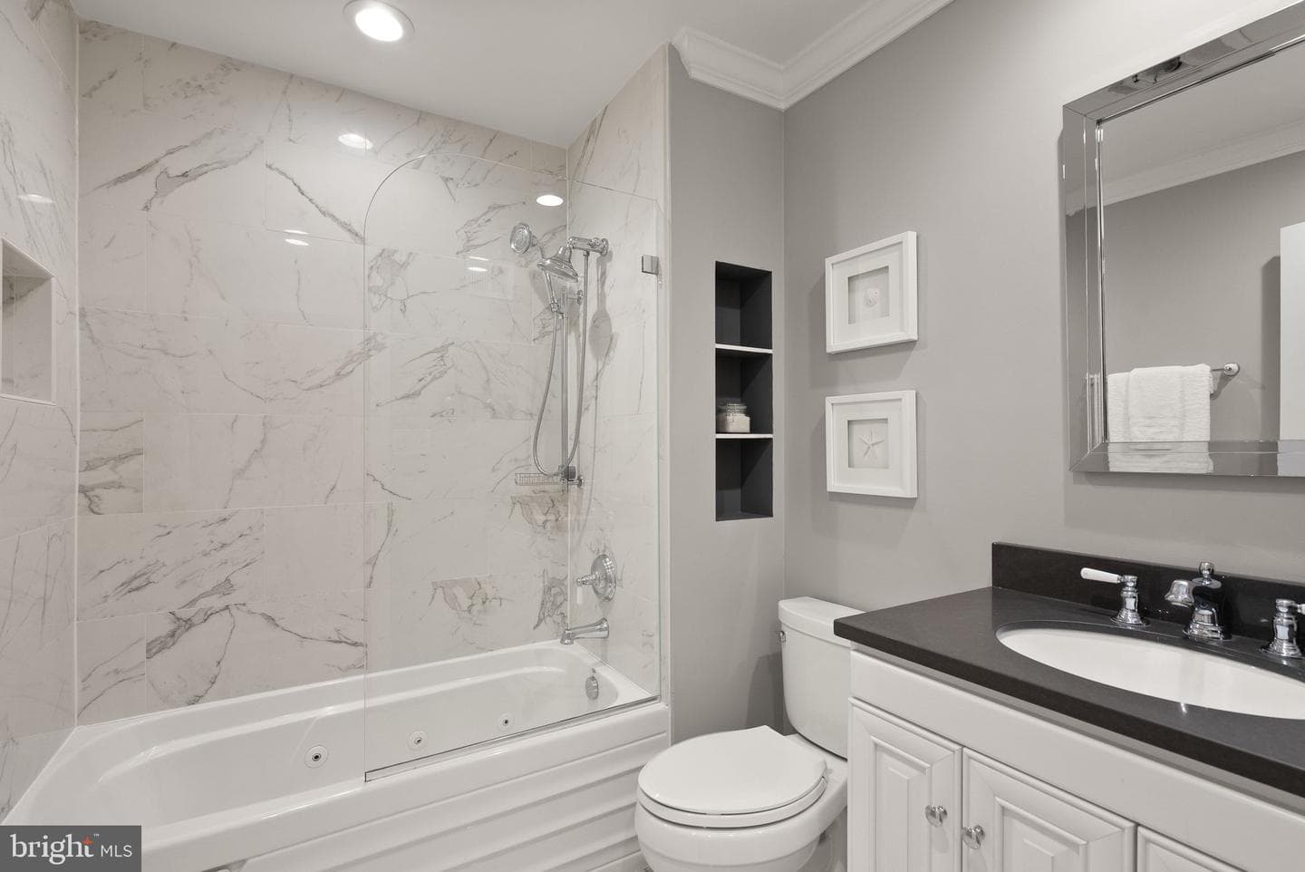 8437 Forrester Boulevard photo 35