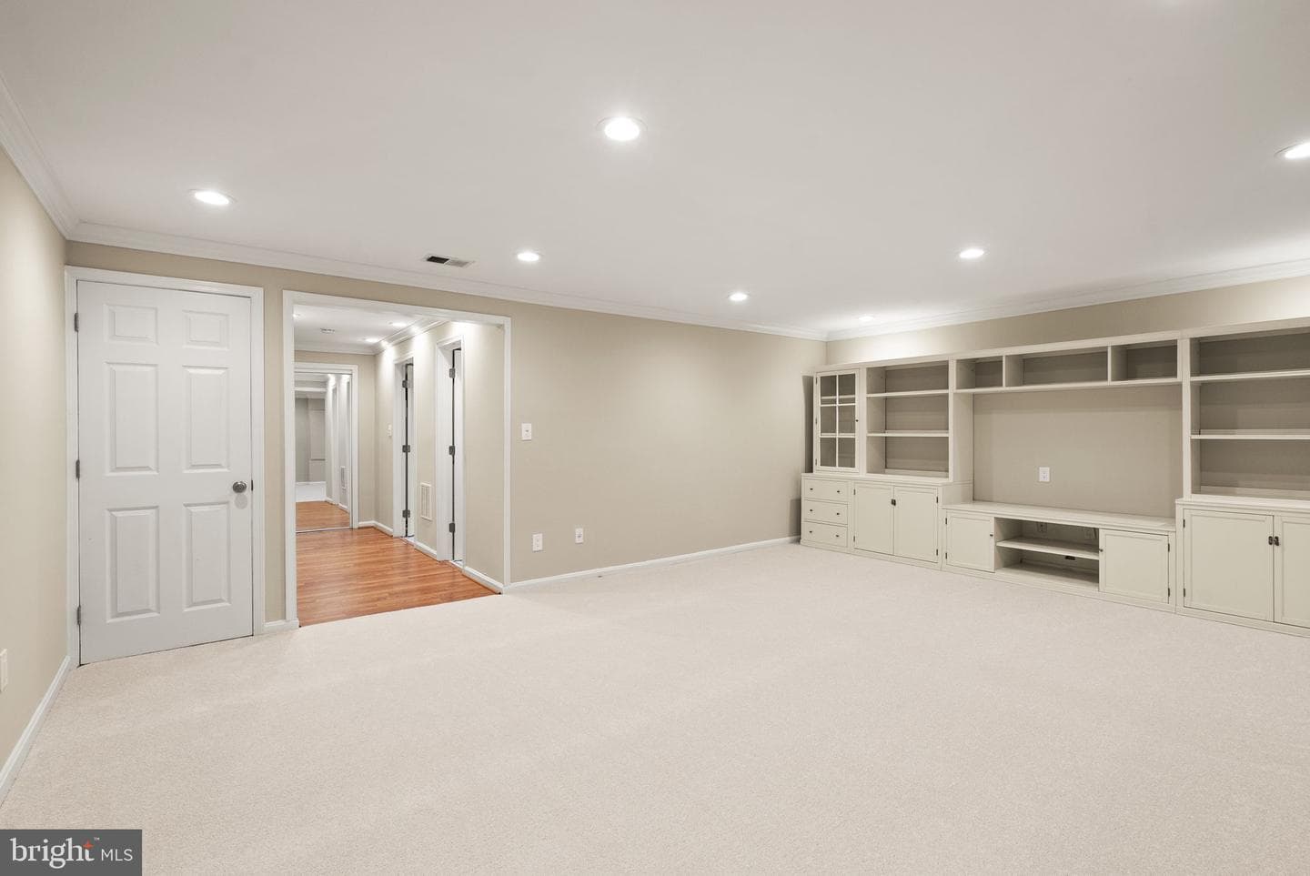 8437 Forrester Boulevard photo 39