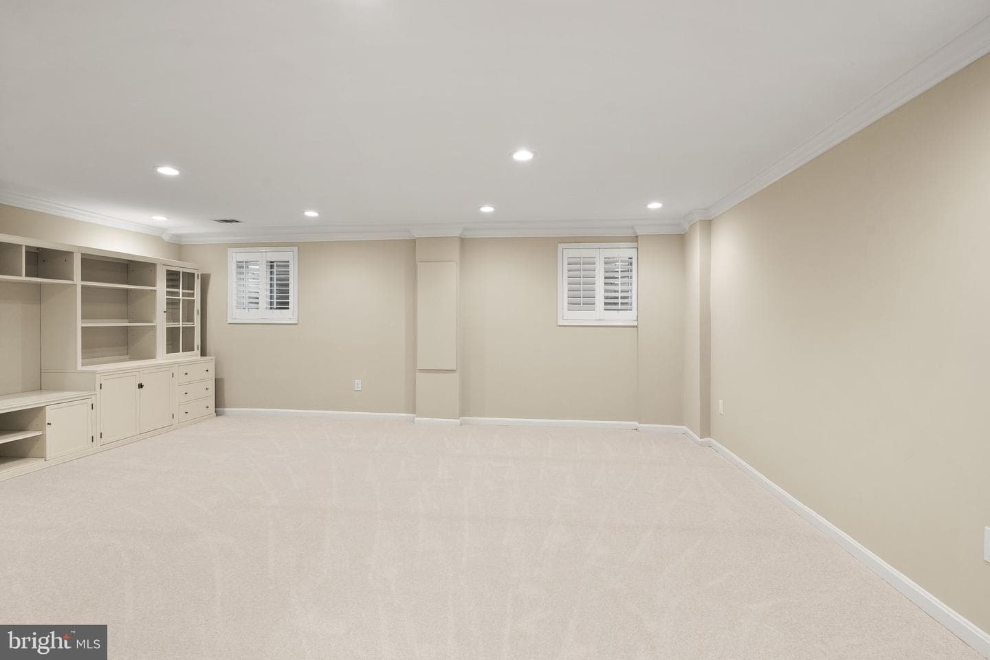 8437 Forrester Boulevard photo 43