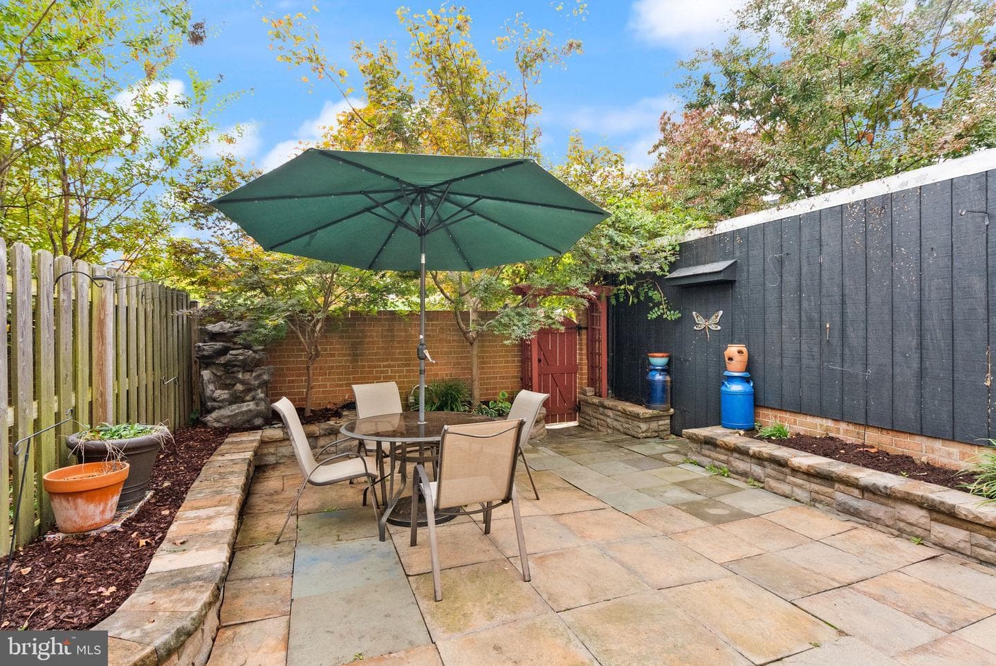 8437 Forrester Boulevard photo 46