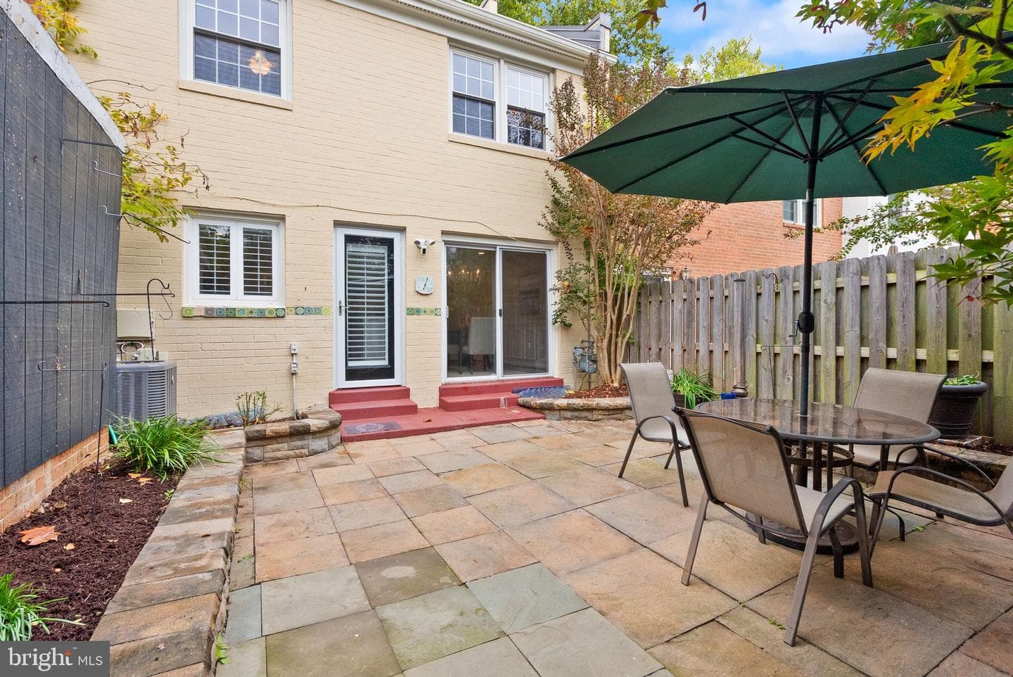 8437 Forrester Boulevard photo 47