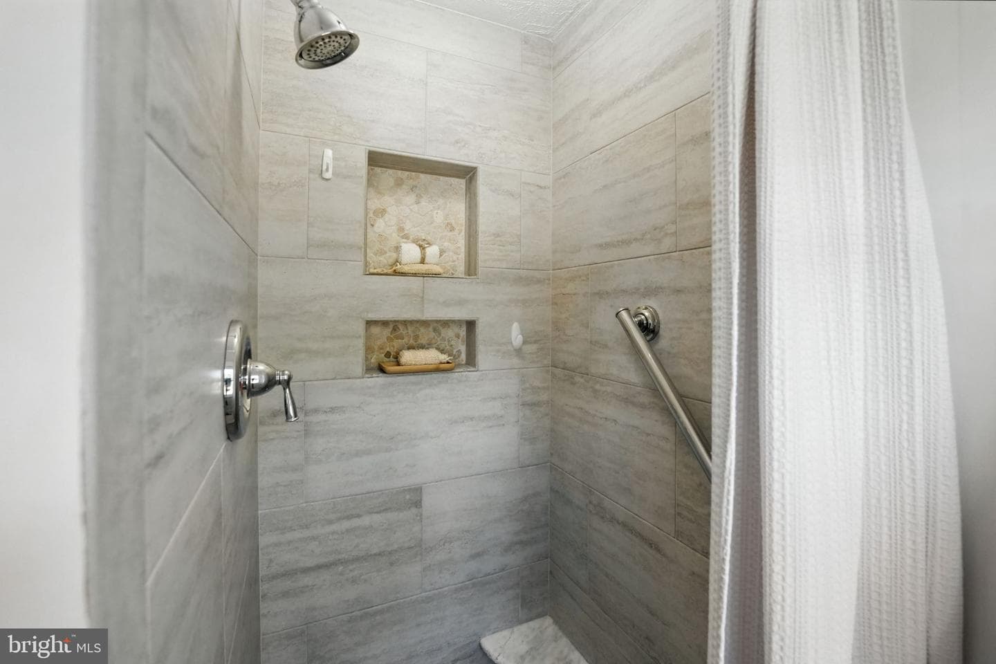 12817 Framingham Court photo 25