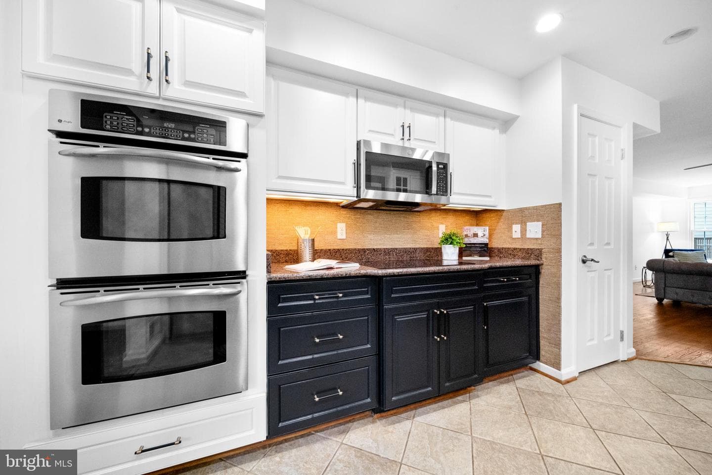 6616 Rockland Drive photo 14