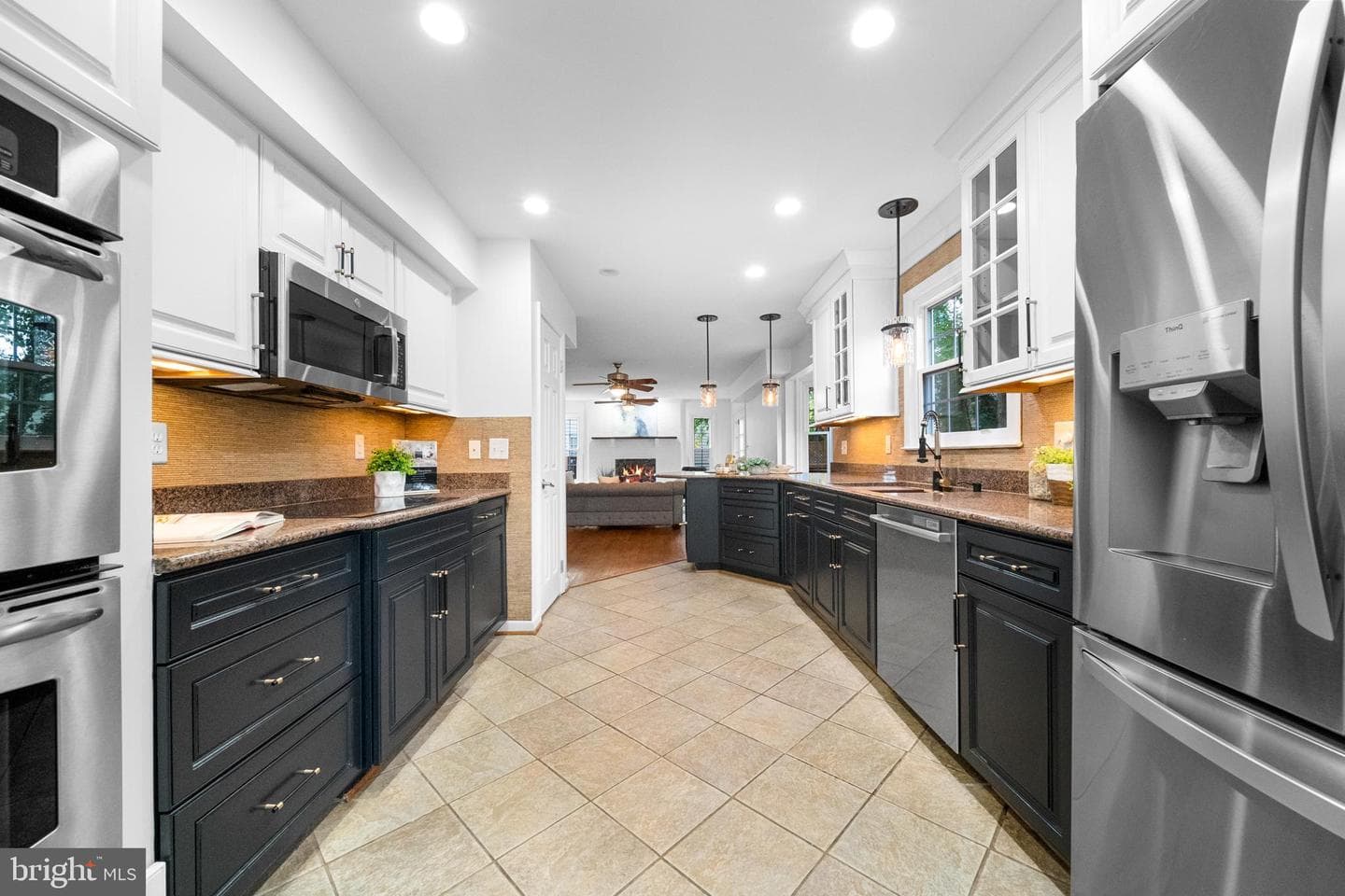 6616 Rockland Drive photo 9