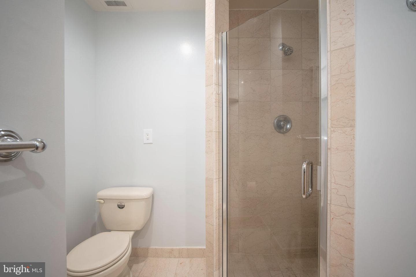 2992 Covington Street photo 21