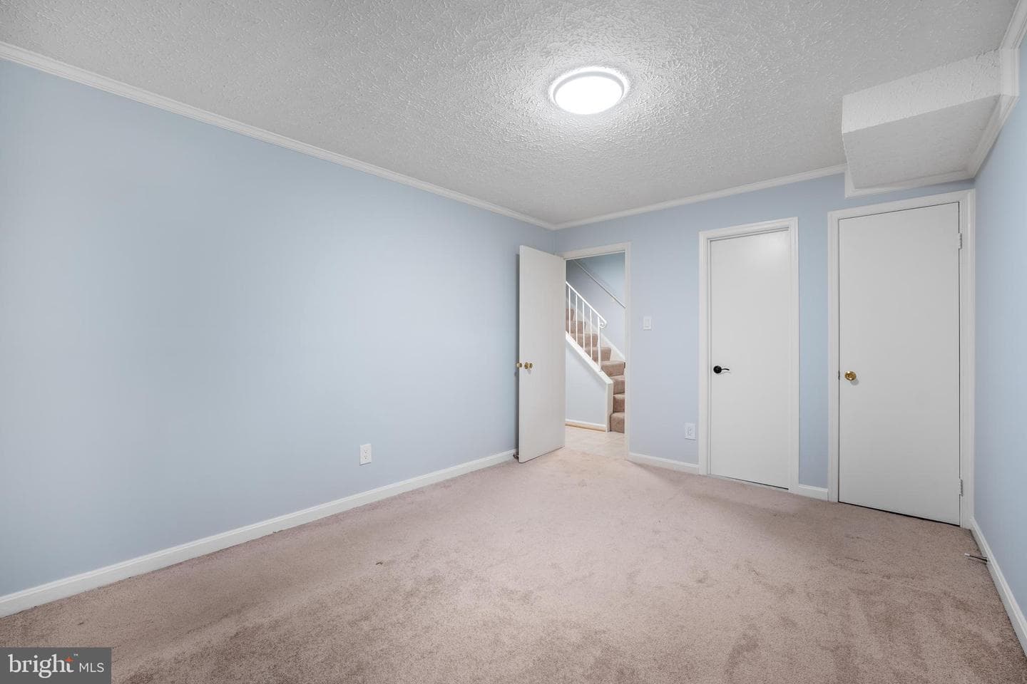2992 Covington Street photo 26