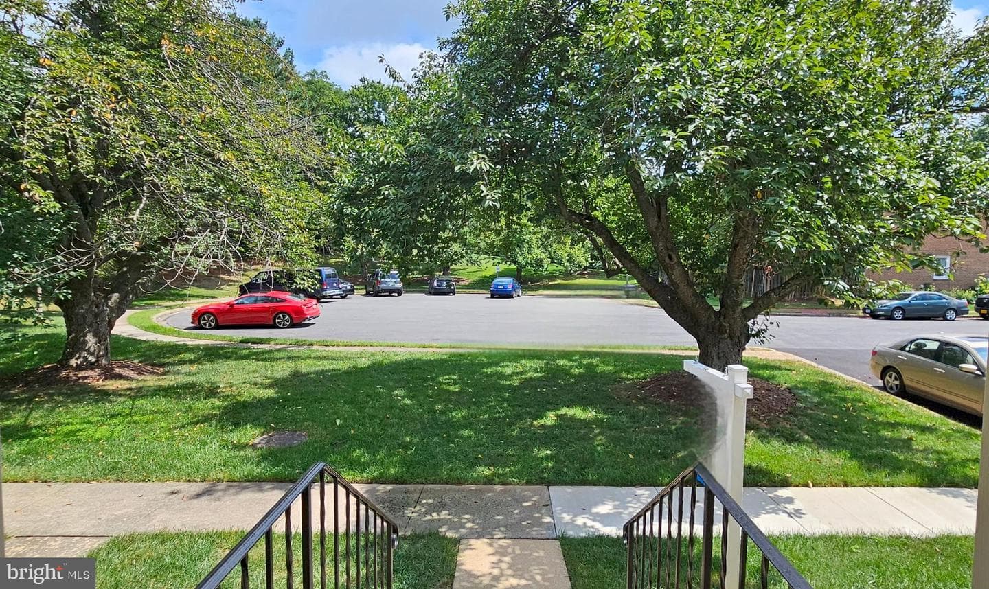 2992 Covington Street photo 4
