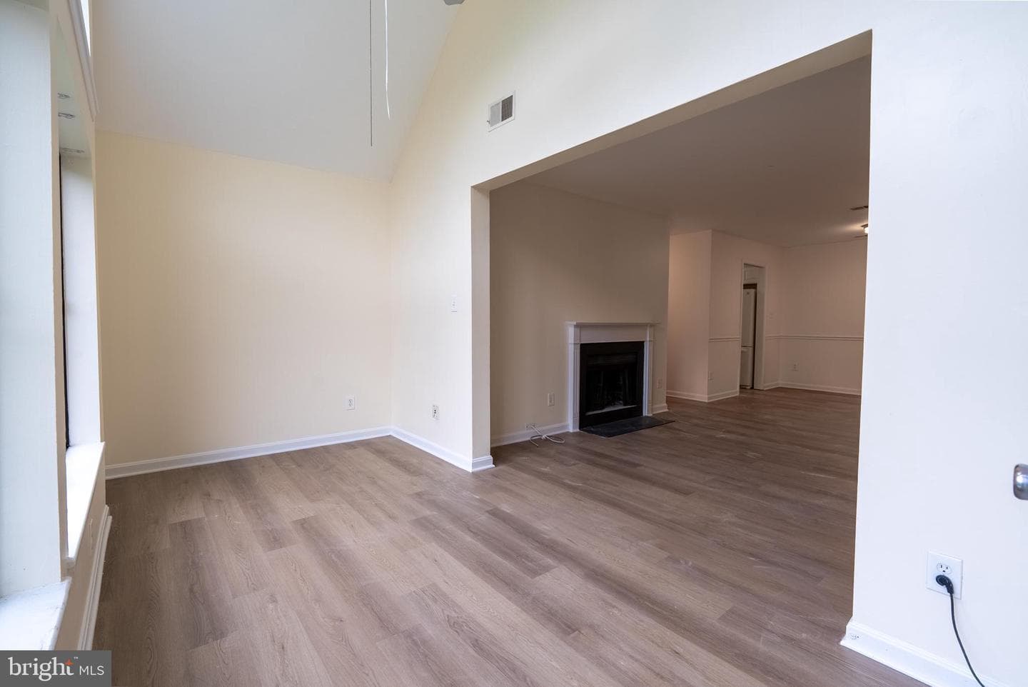 2820 Lee Oaks Place #302 photo 10