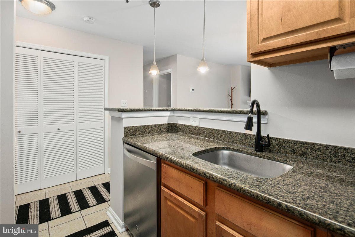 3178 Summit Square Drive #3-C11 photo 5