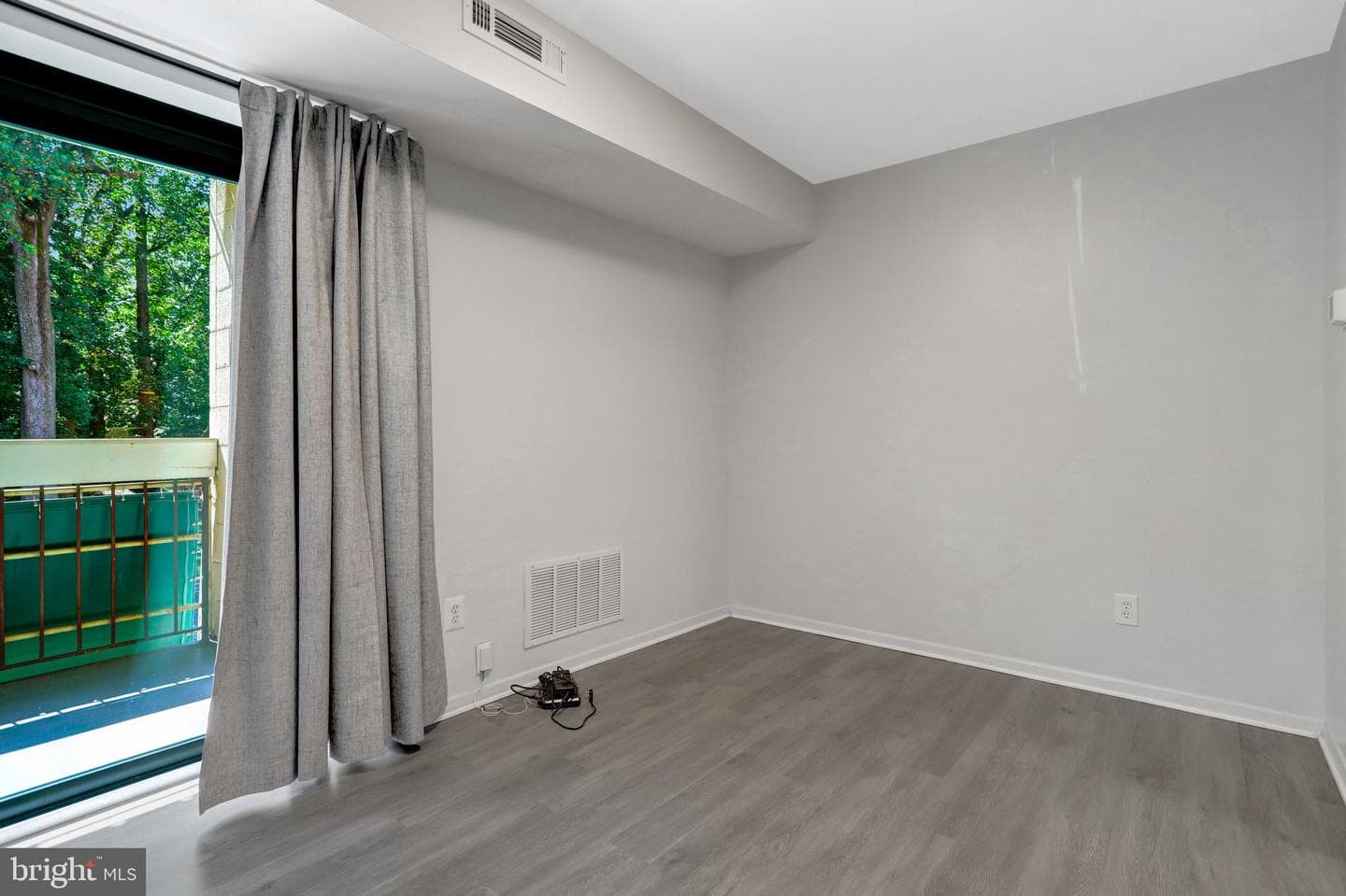 6141 Leesburg Pike #202 photo 25