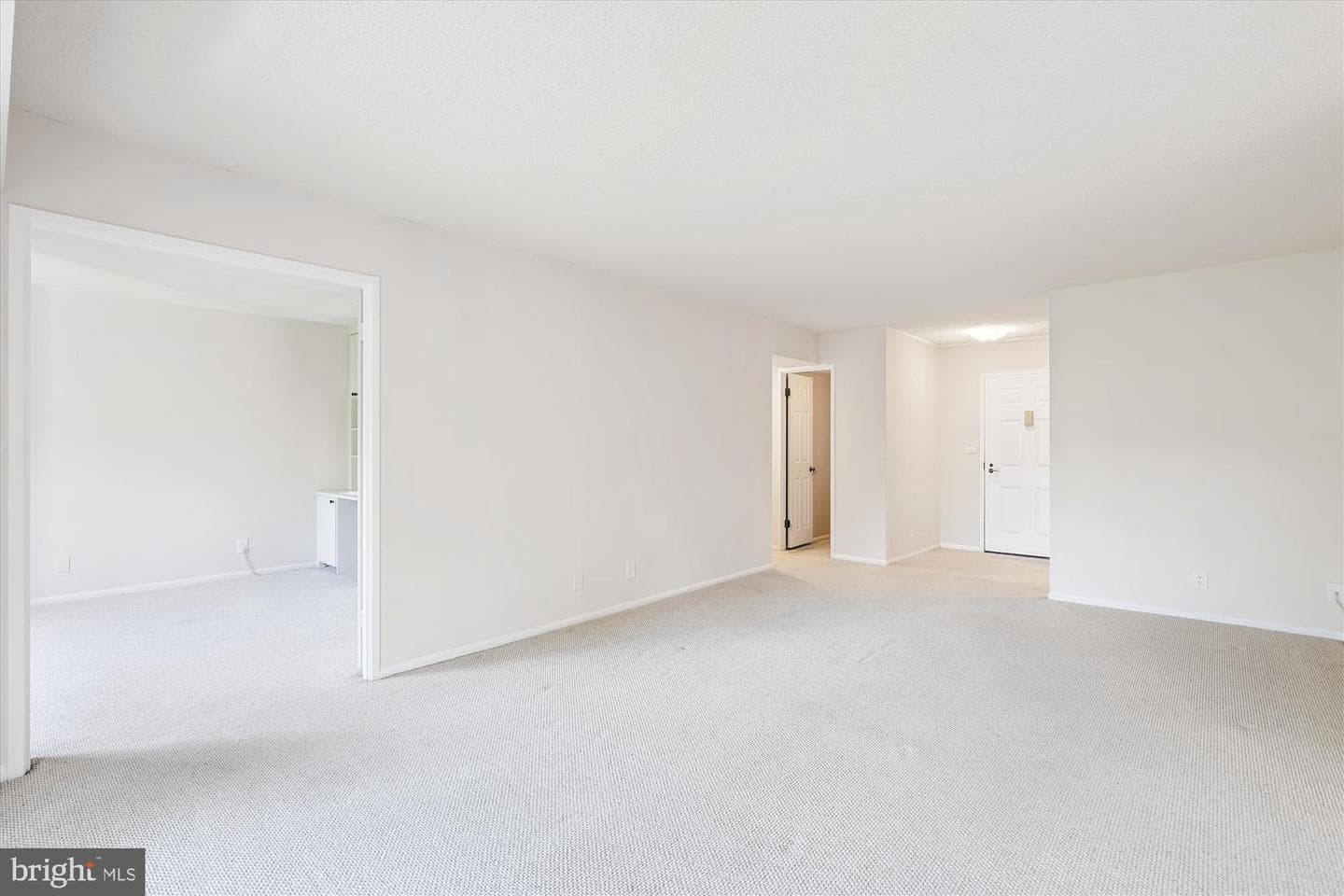 5901 Mount Eagle Drive #516 photo 19
