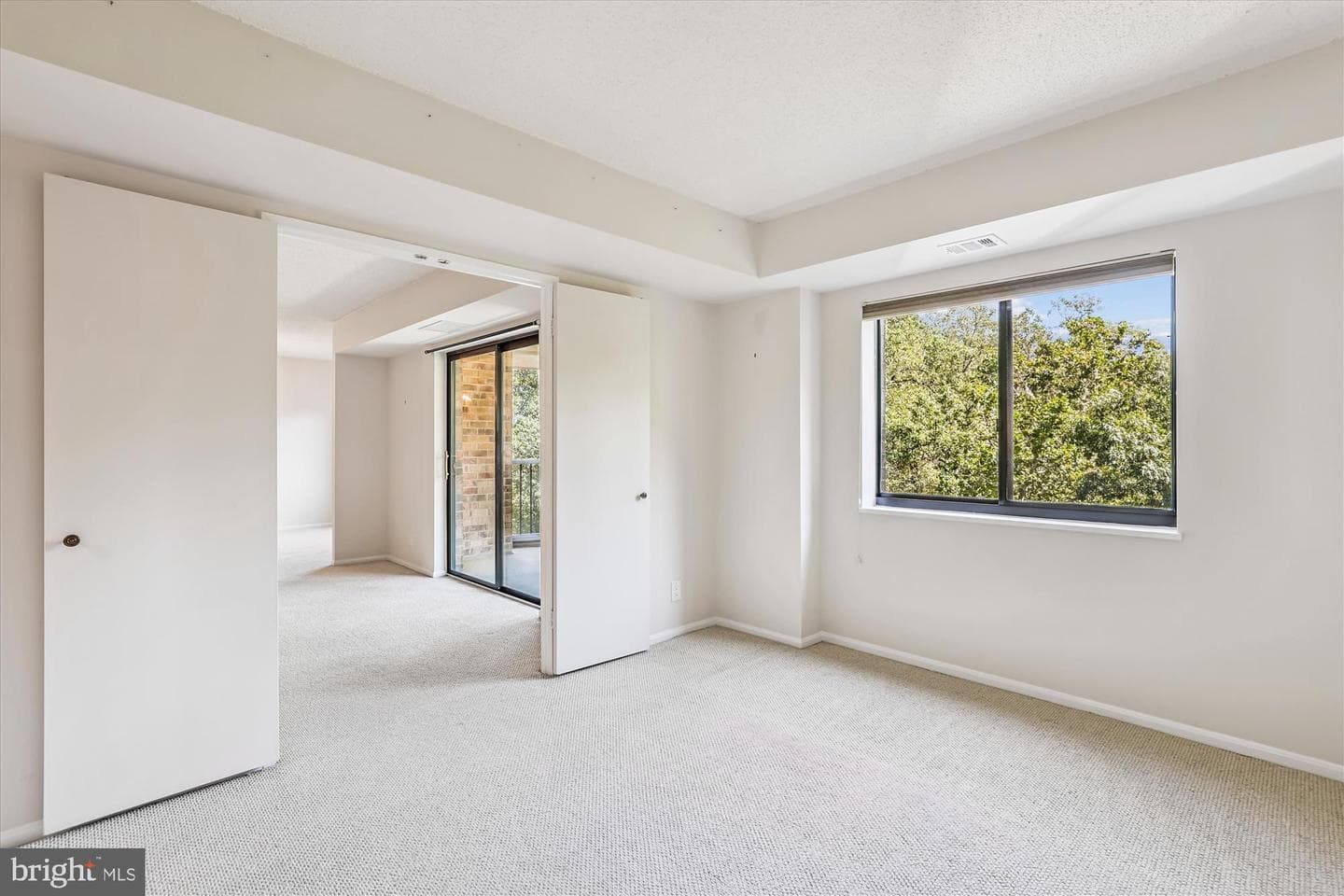5901 Mount Eagle Drive #516 photo 28