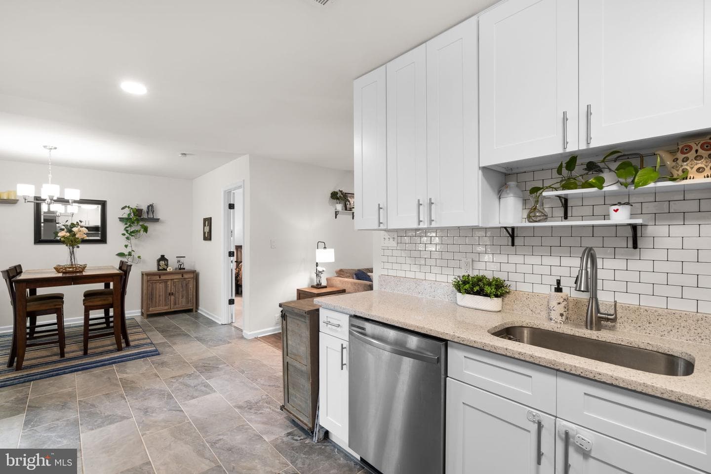 4821 Lawrence Street photo 10