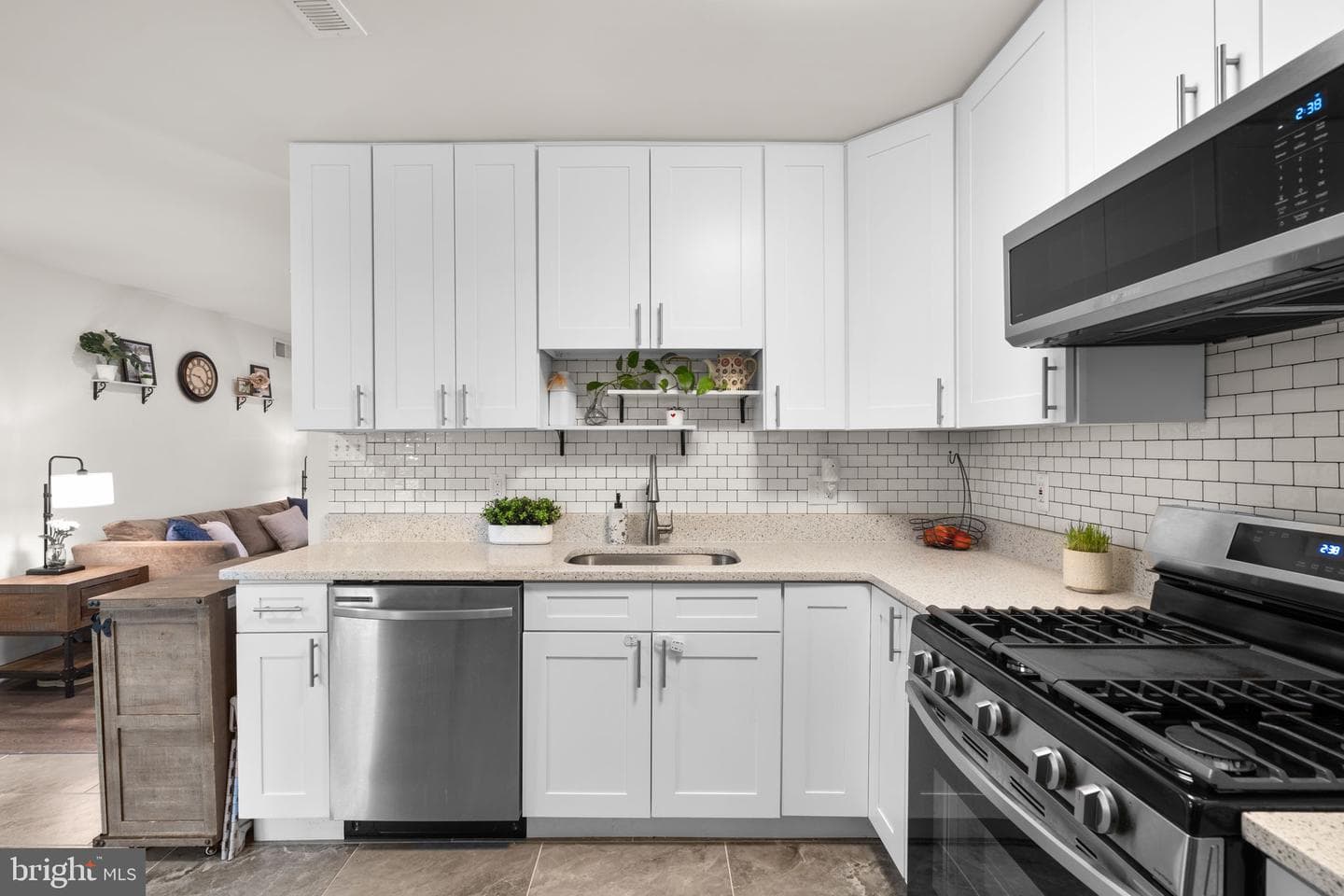4821 Lawrence Street photo 11