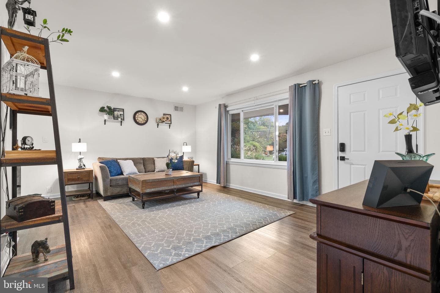 4821 Lawrence Street photo 15