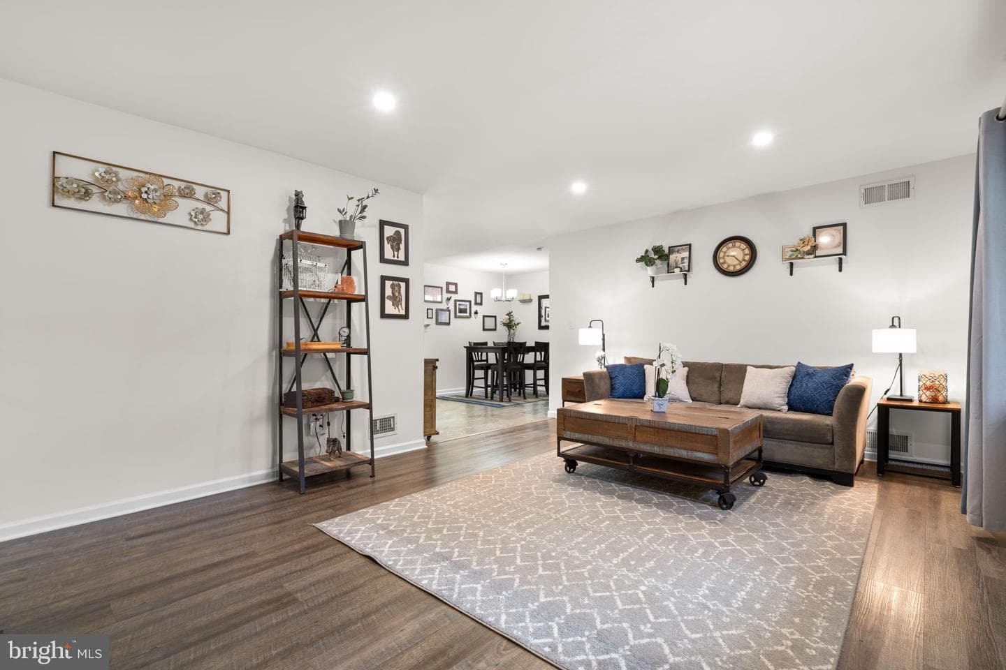4821 Lawrence Street photo 18