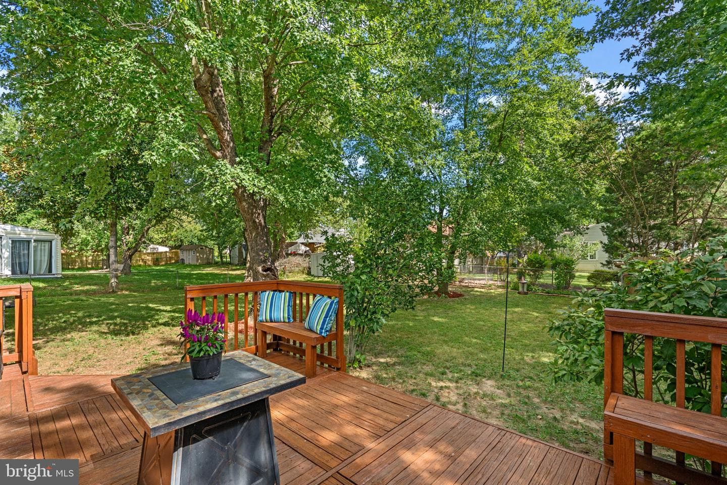 4821 Lawrence Street photo 2