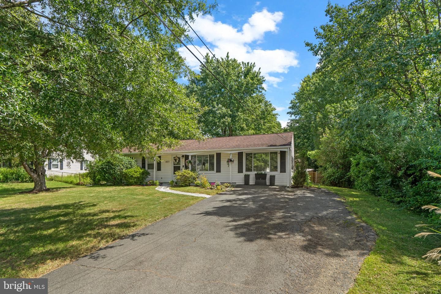 4821 Lawrence Street photo 4