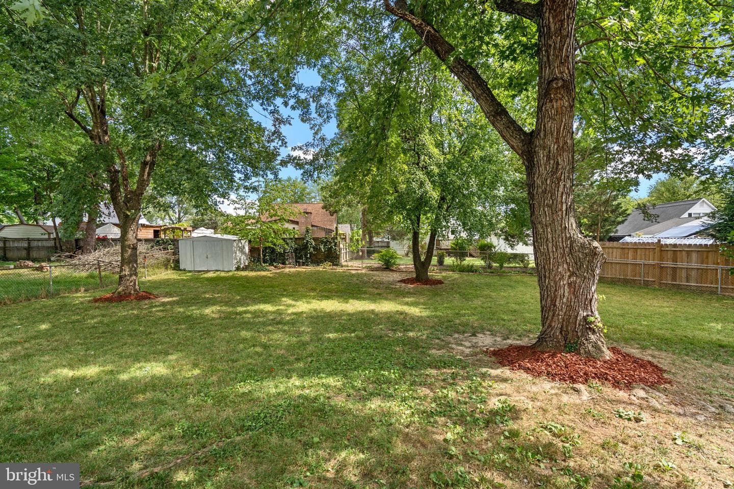 4821 Lawrence Street photo 7