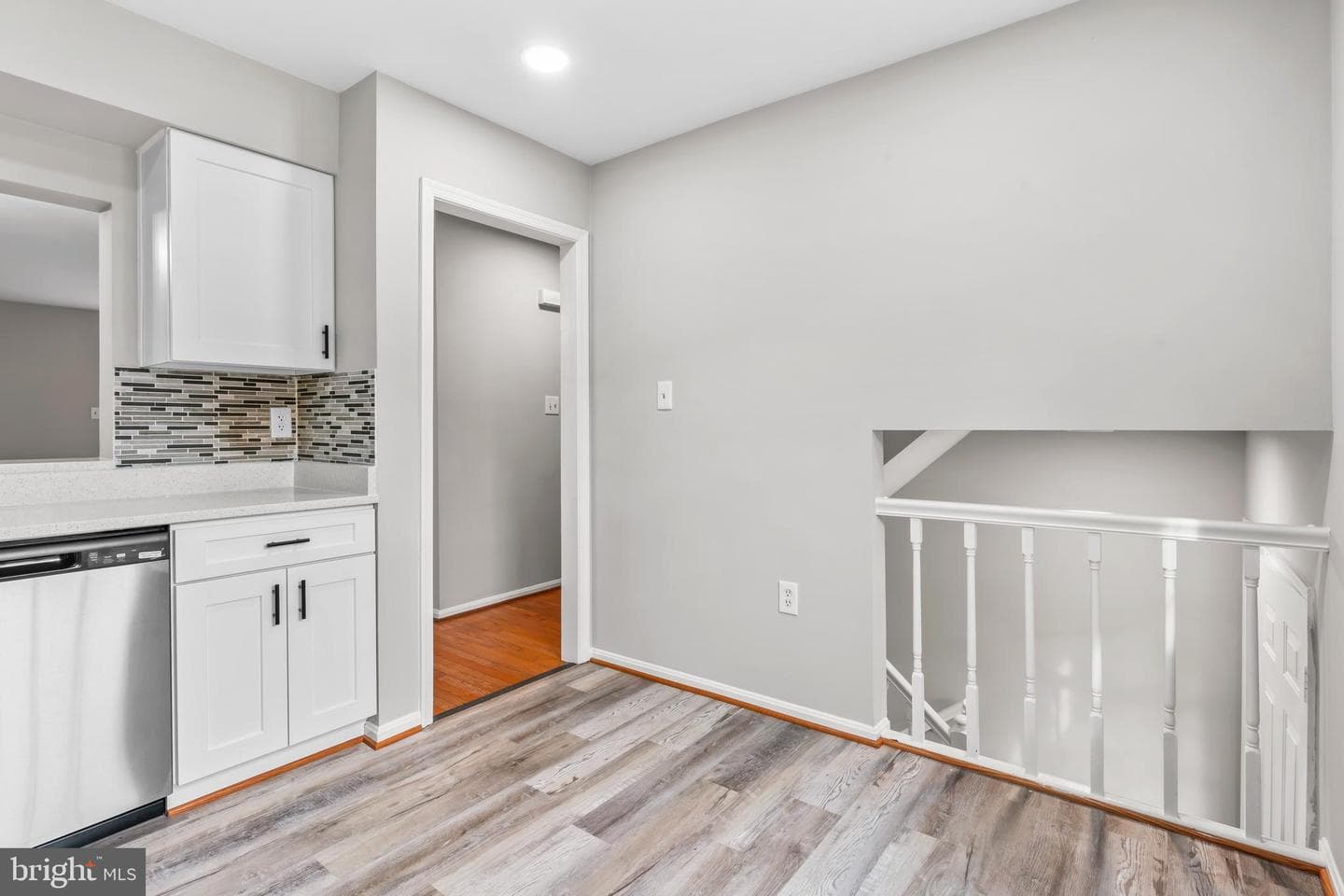 978 Branch Drive photo 10
