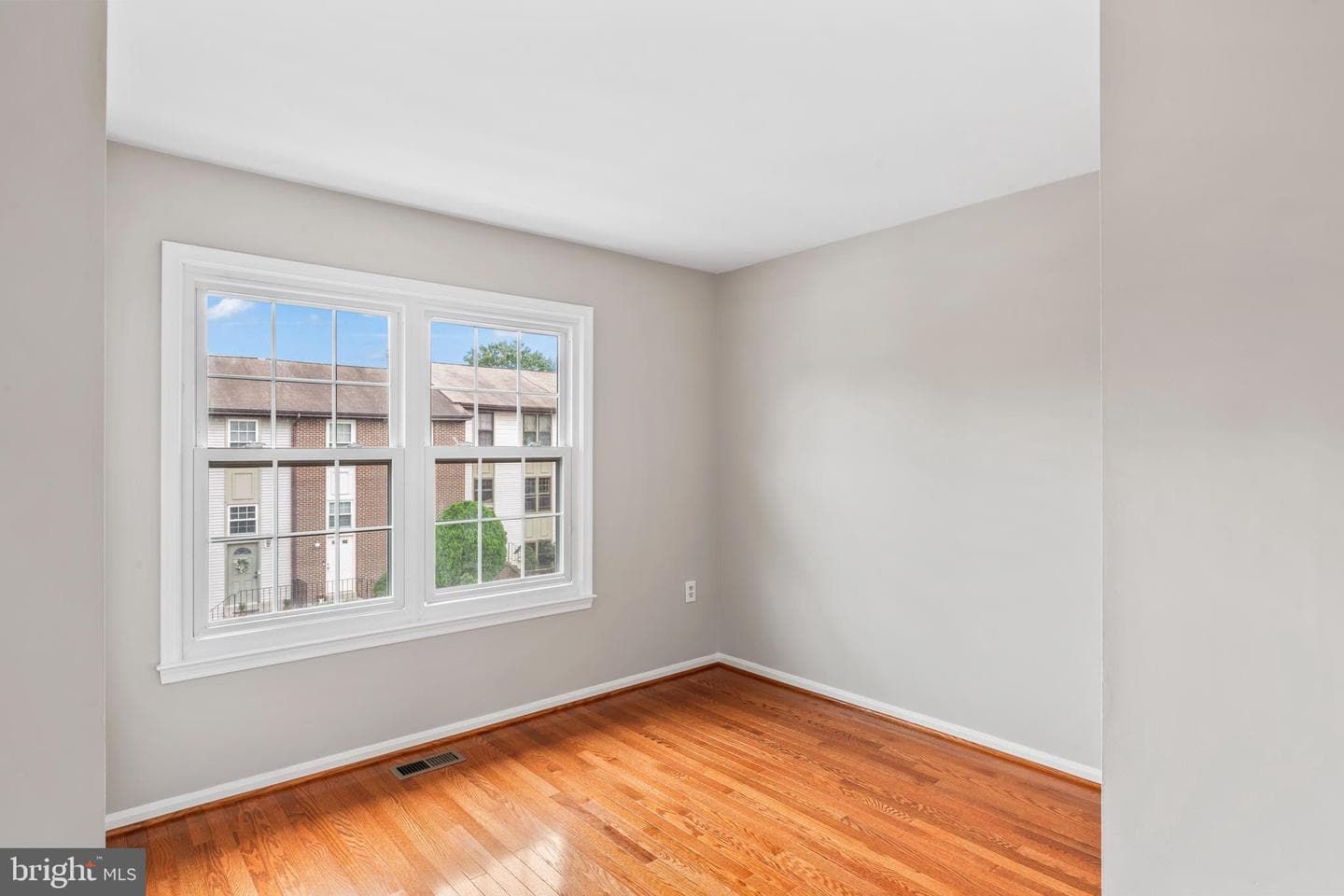 978 Branch Drive photo 24