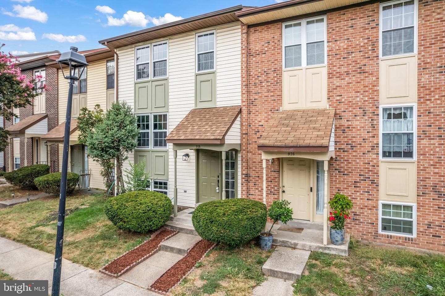 978 Branch Drive photo 3