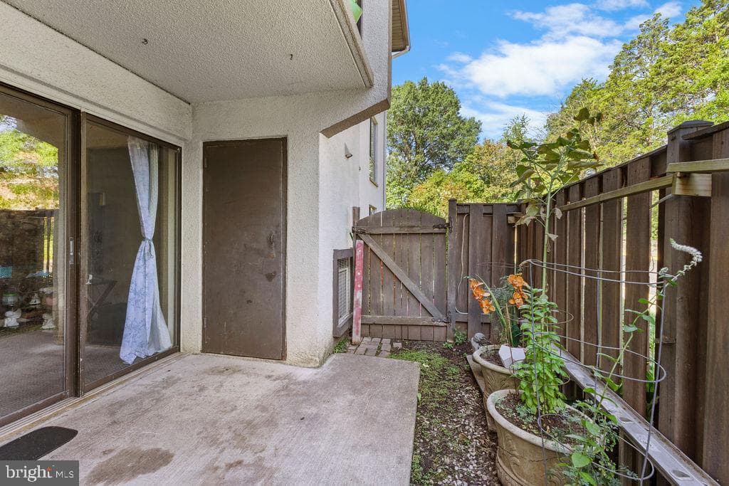 615 Center Street #t4 photo 12