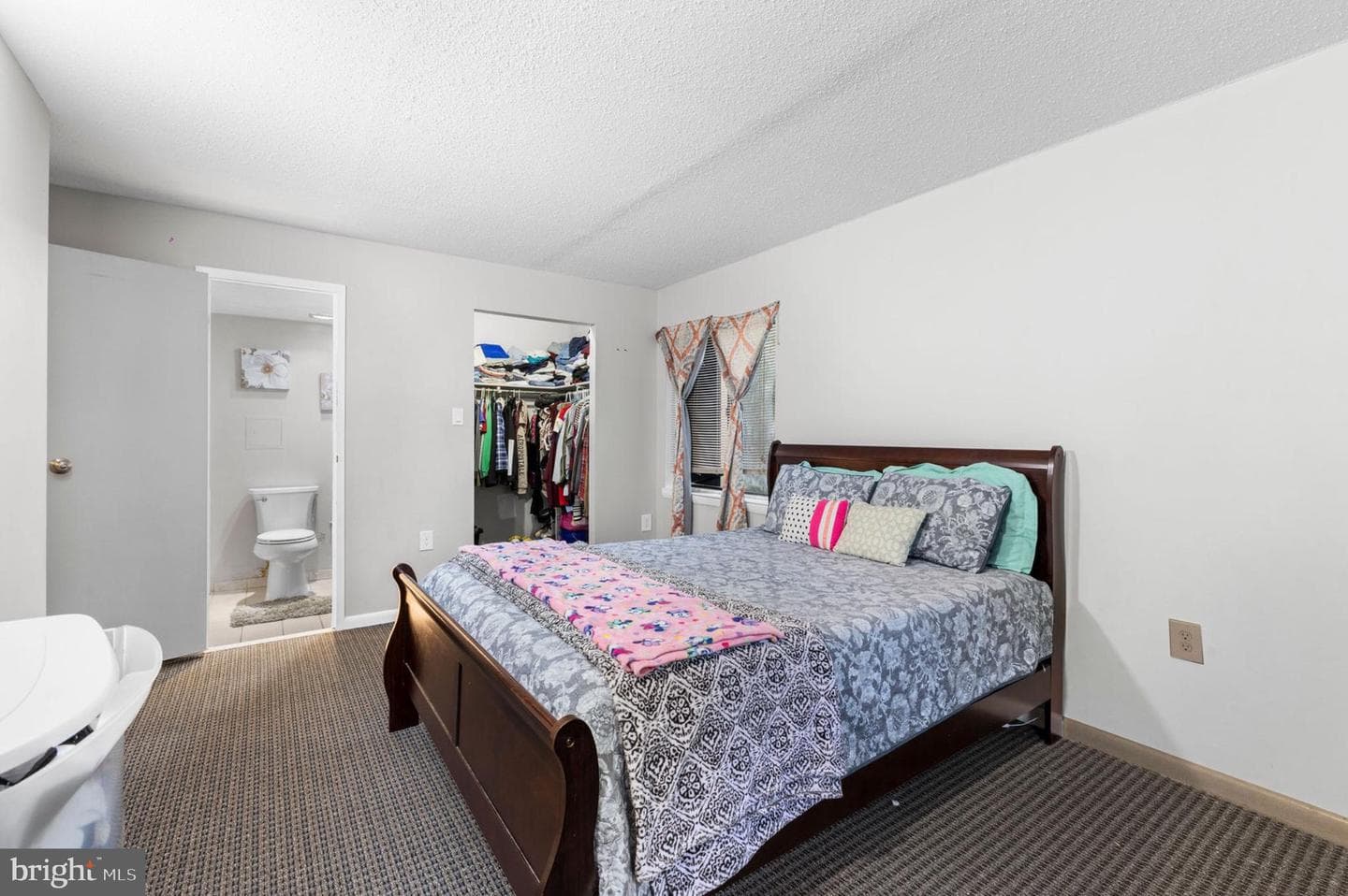 615 Center Street #t4 photo 9