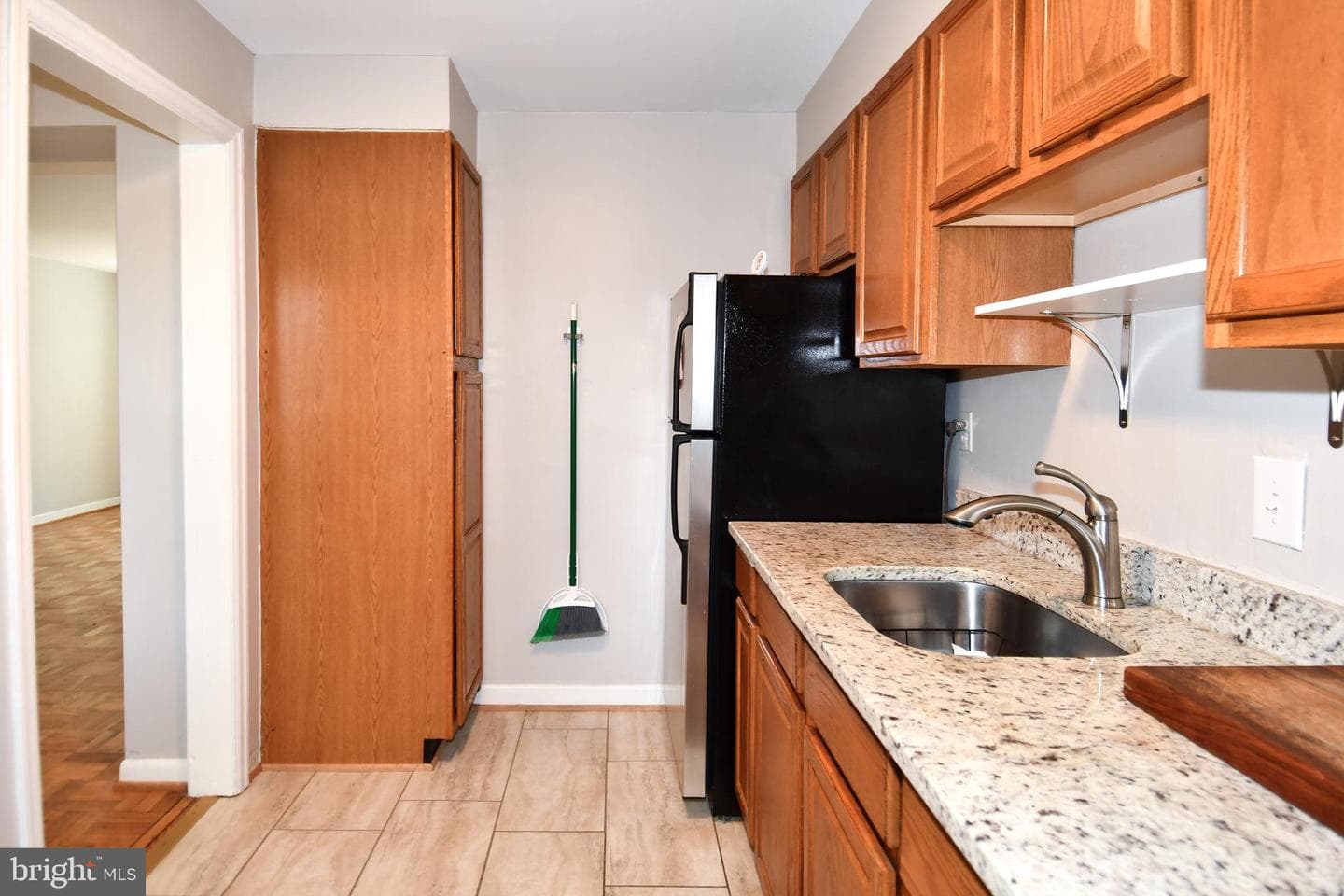 6608 Potomac Avenue #b2 photo 11