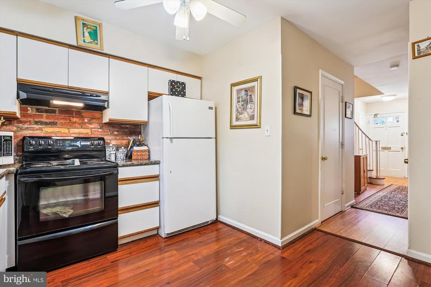 8425 Penshurst Drive #595 photo 16