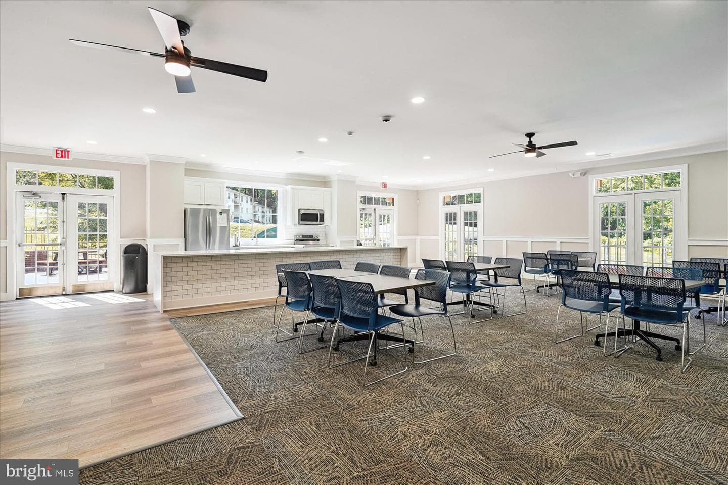 8425 Penshurst Drive #595 photo 41