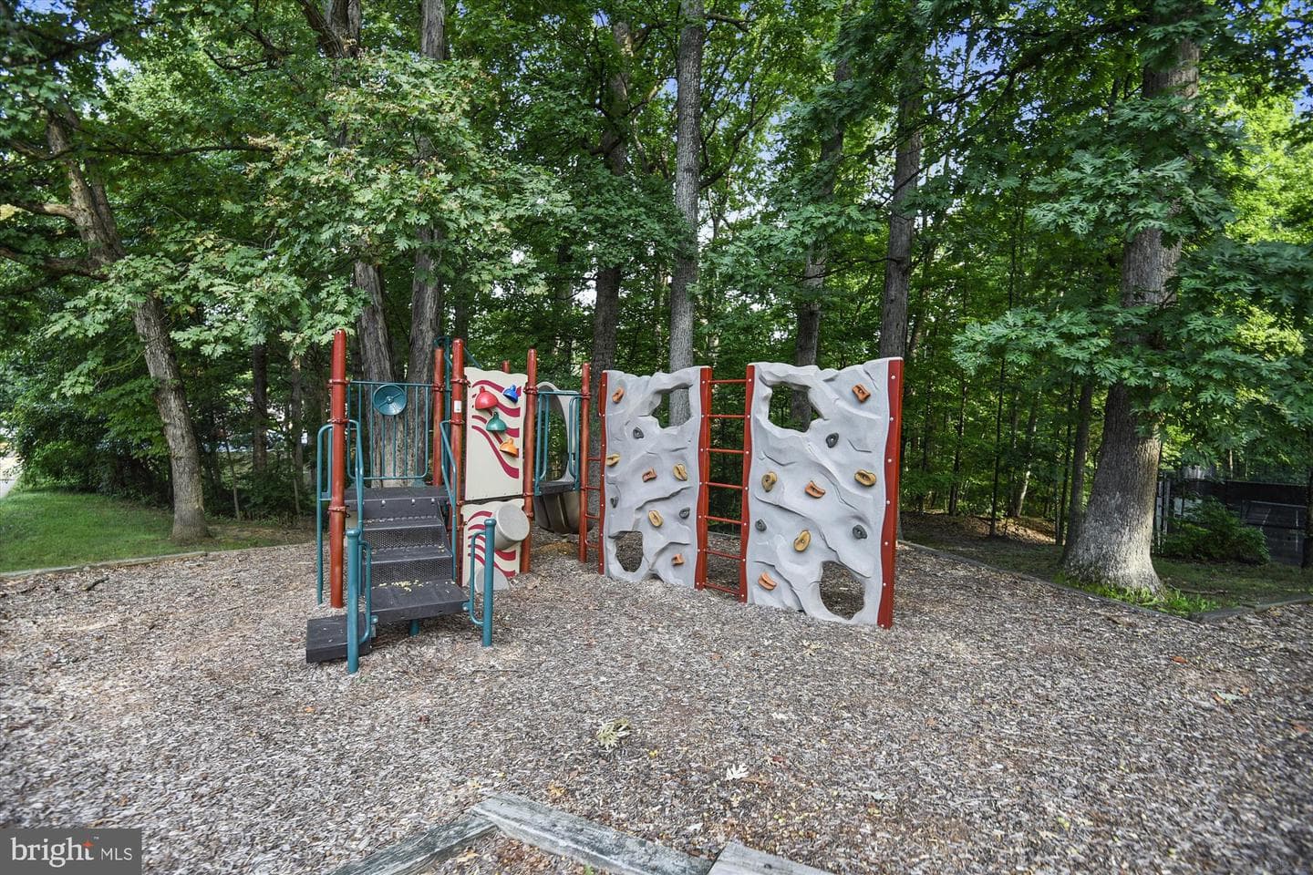 8425 Penshurst Drive #595 photo 44