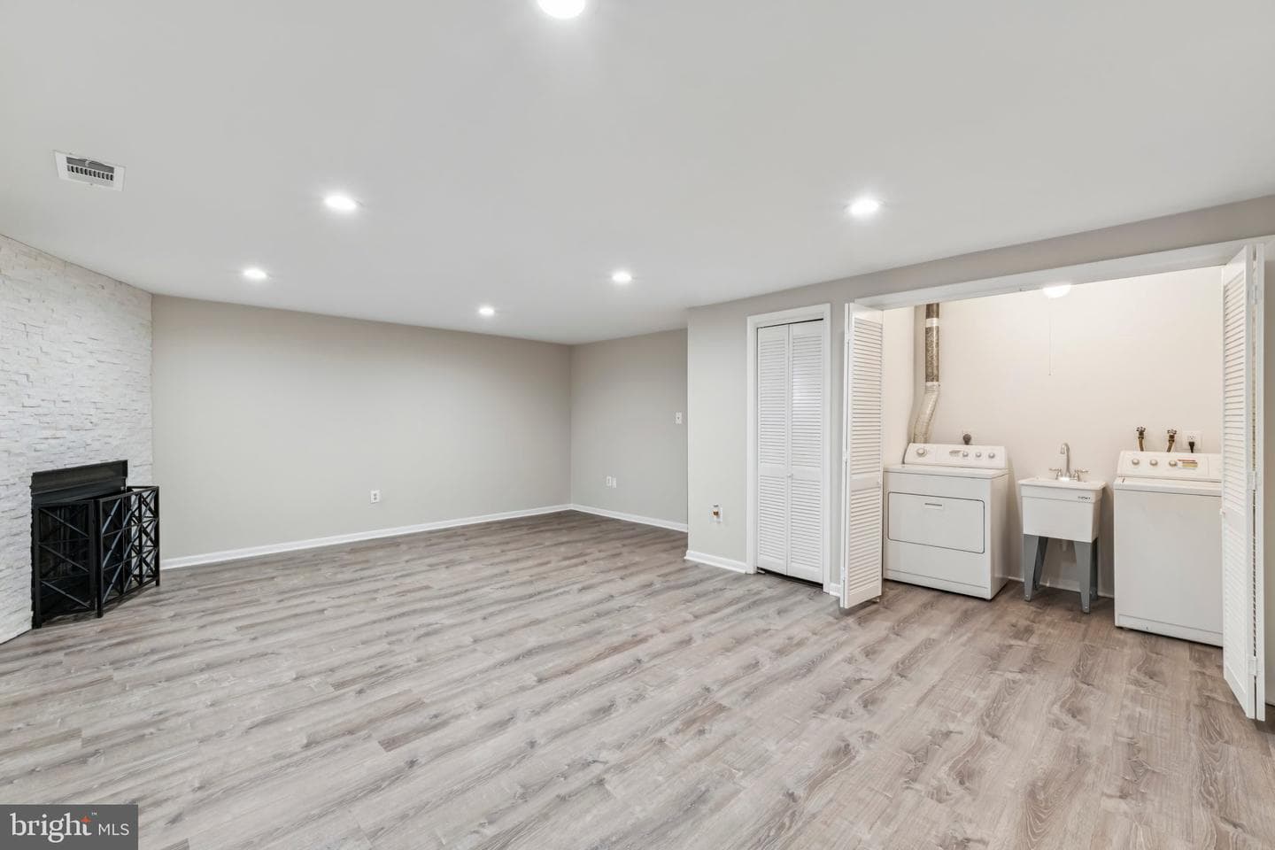 3077 Southern Elm Court photo 21