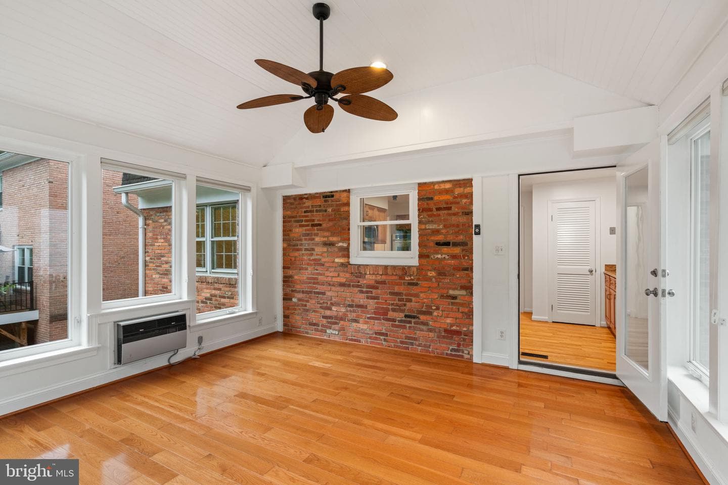 1116 Randolph Road photo 12