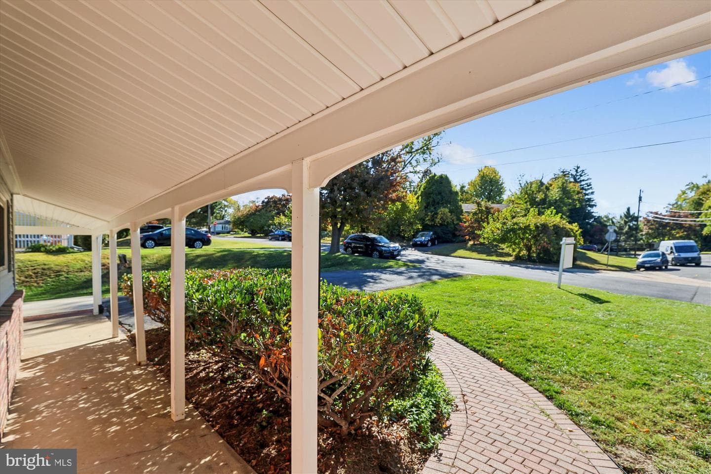 7810 College Lane photo 13