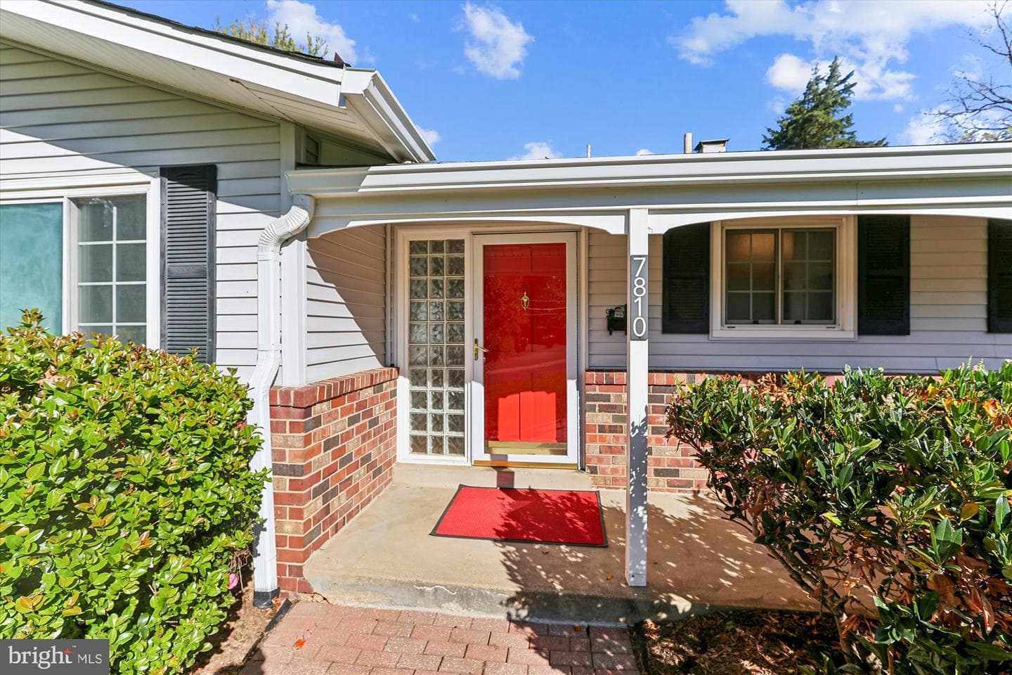 7810 College Lane photo 15